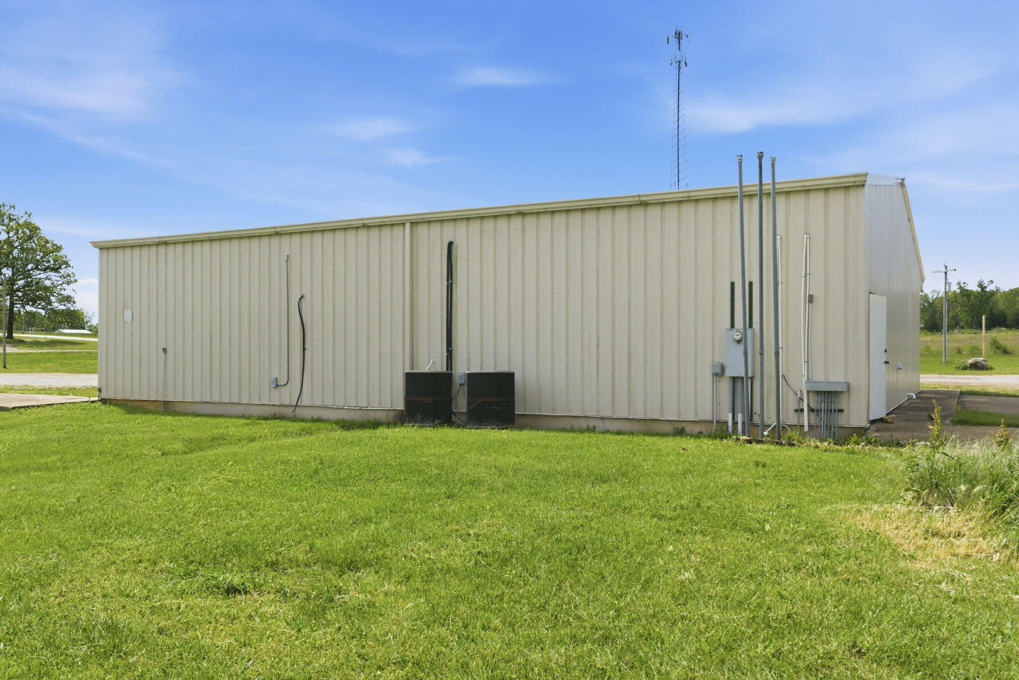 main property photo 15