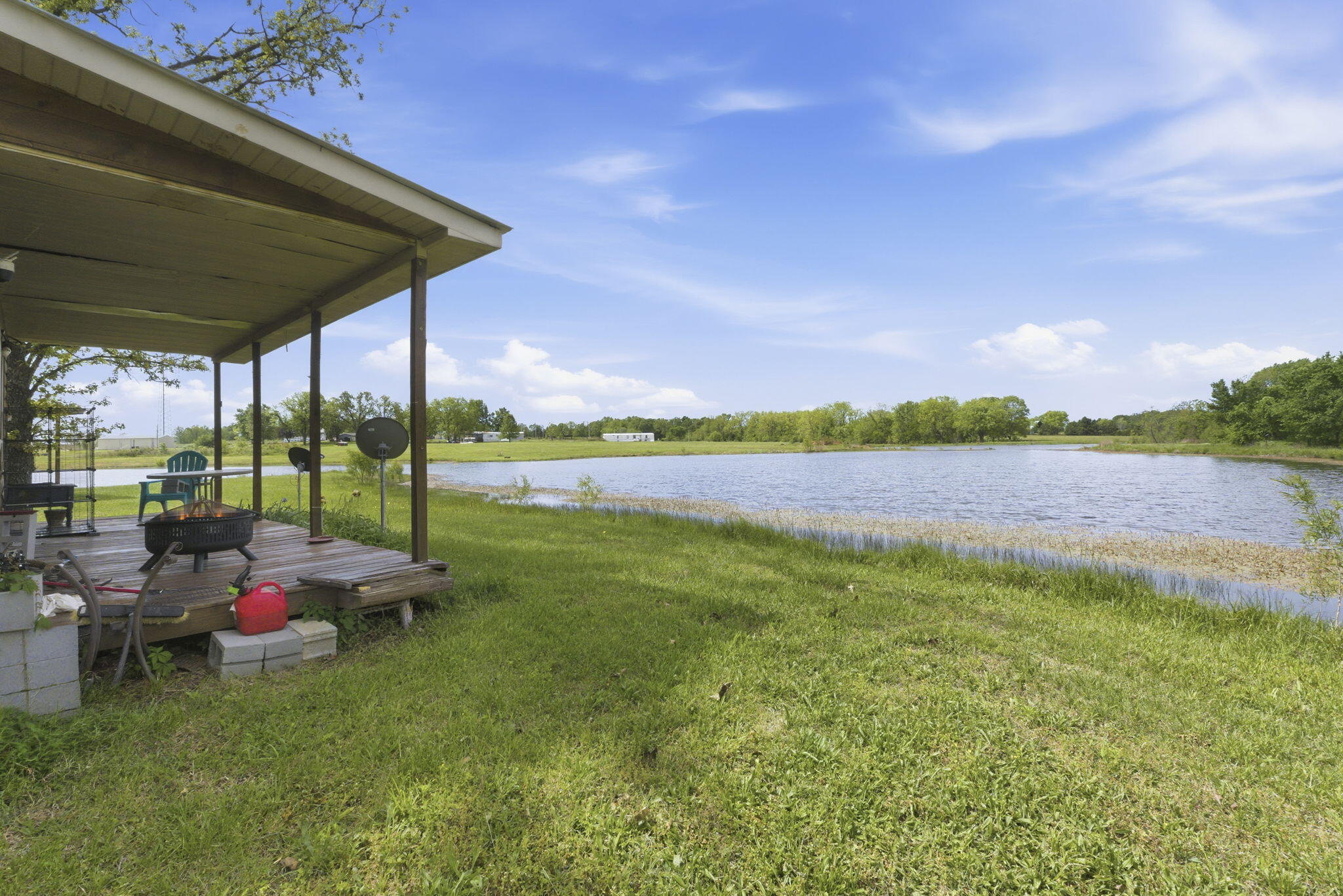 main property photo 31