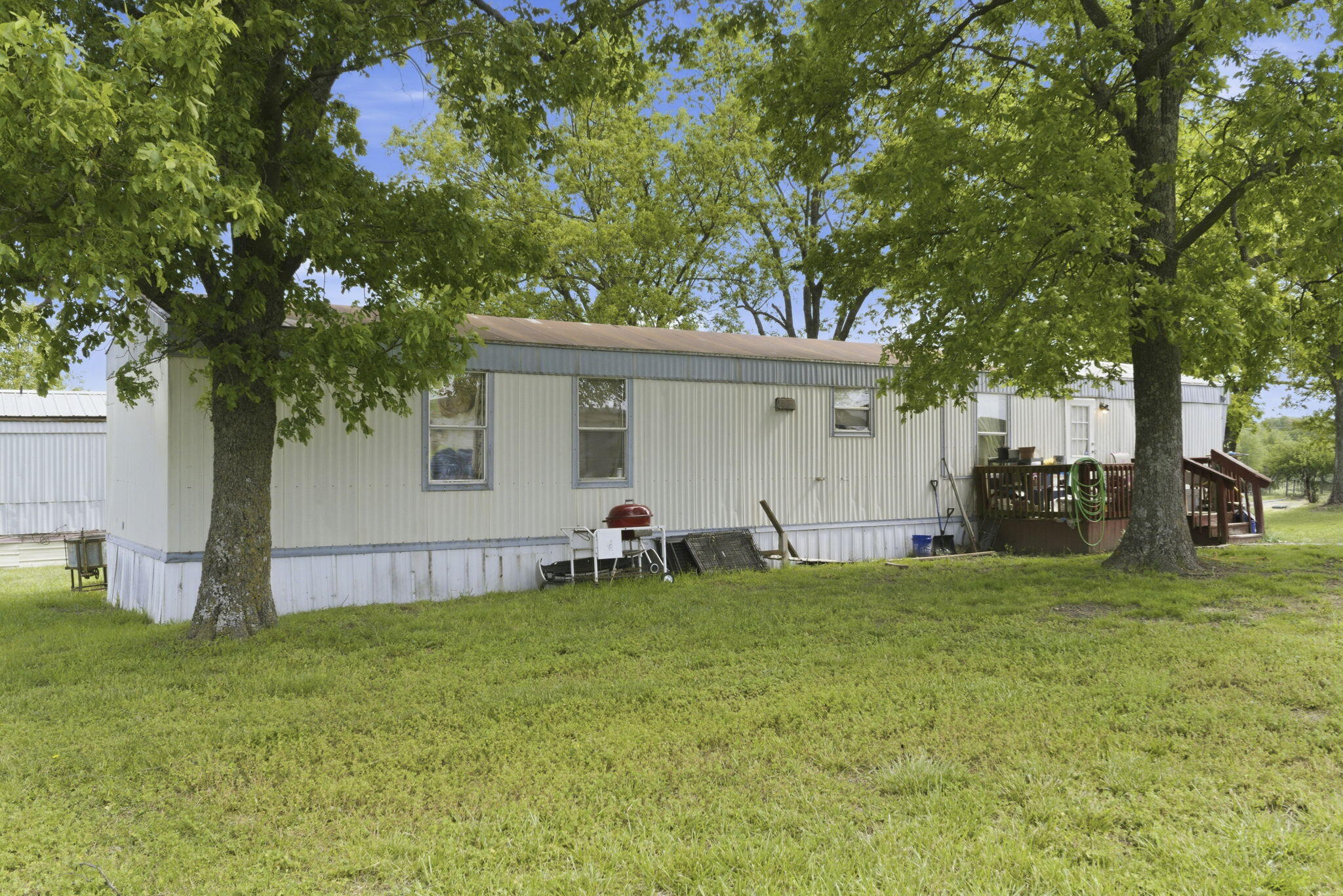 main property photo 45