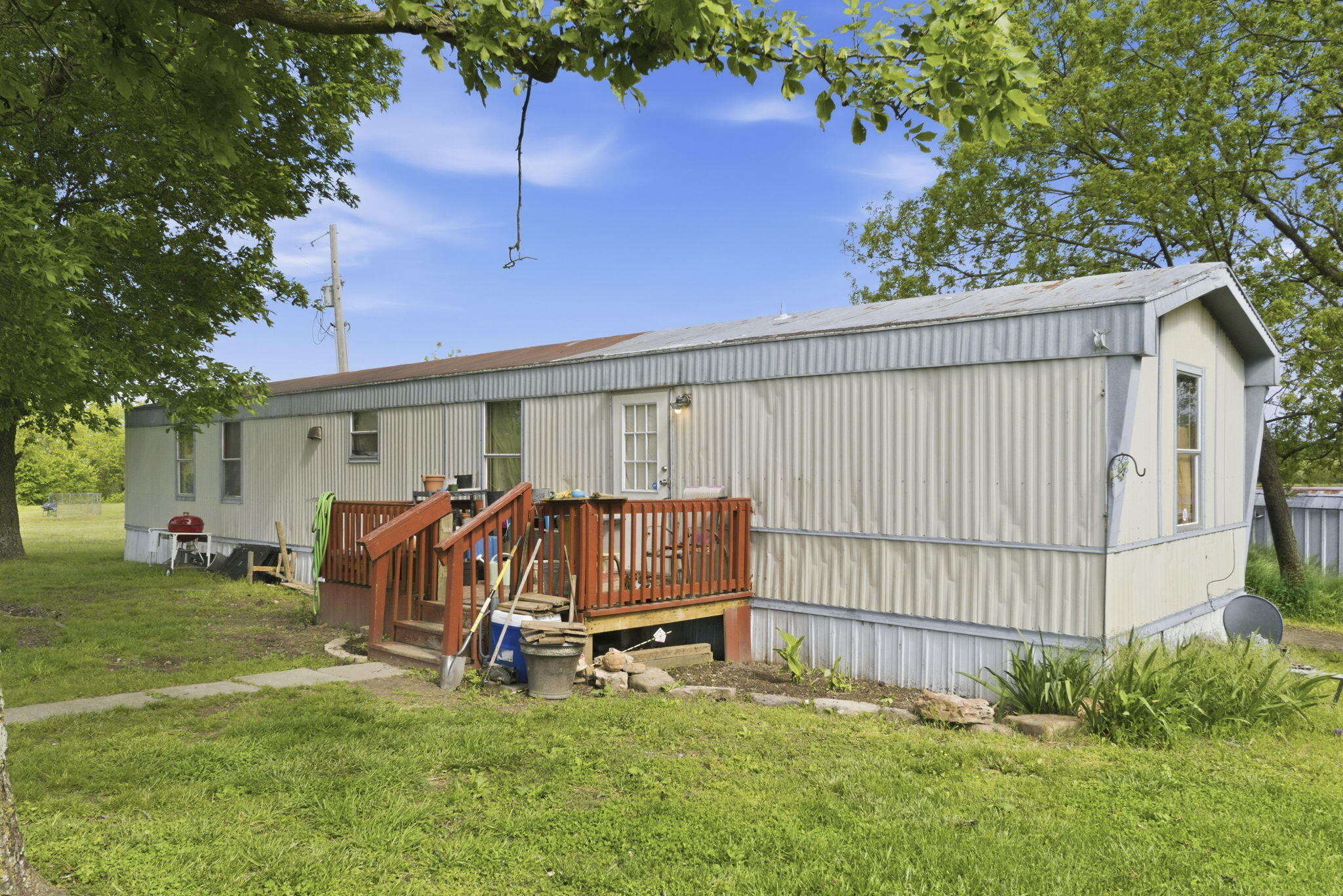 main property photo 47