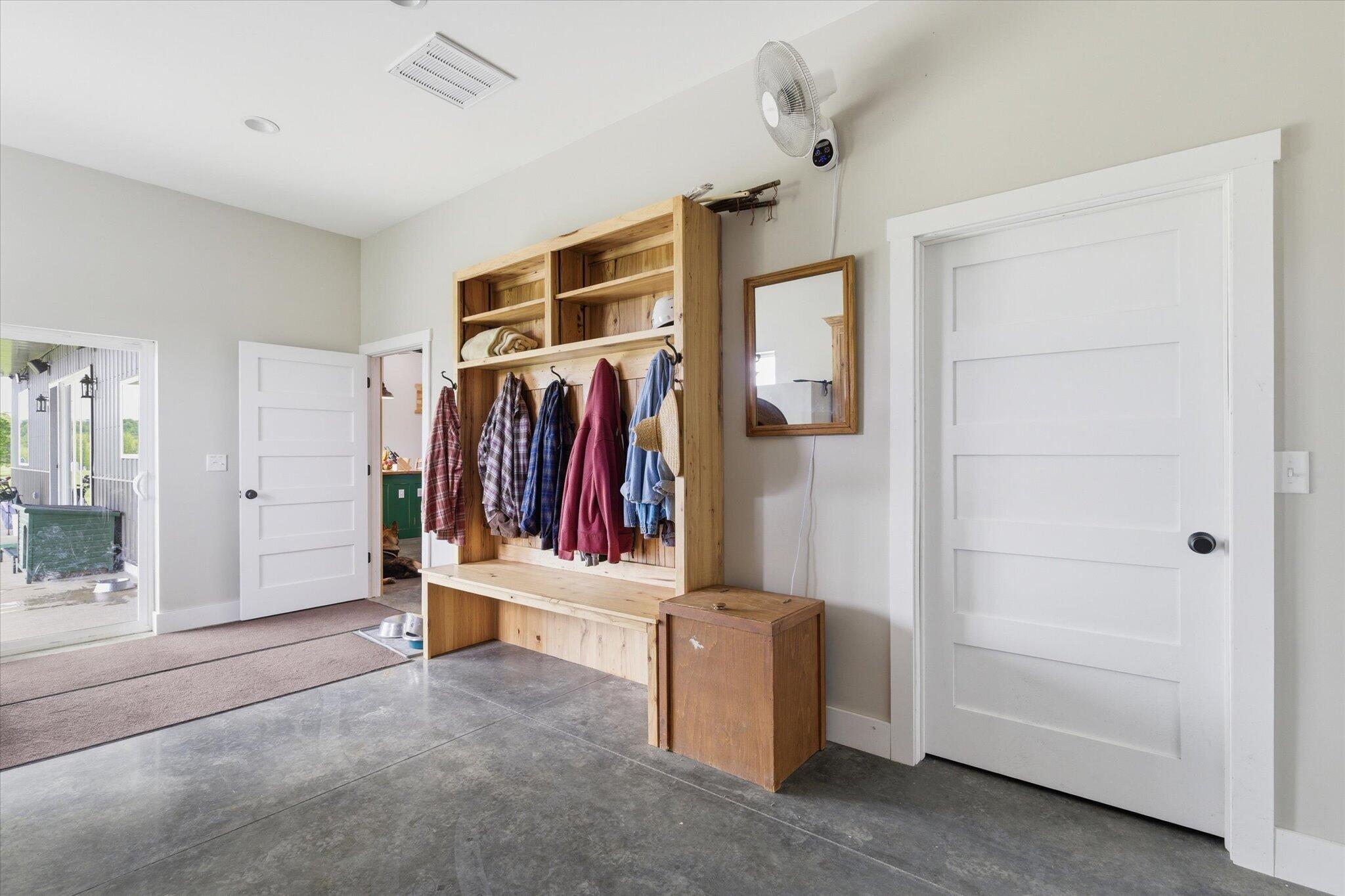 main property photo 35