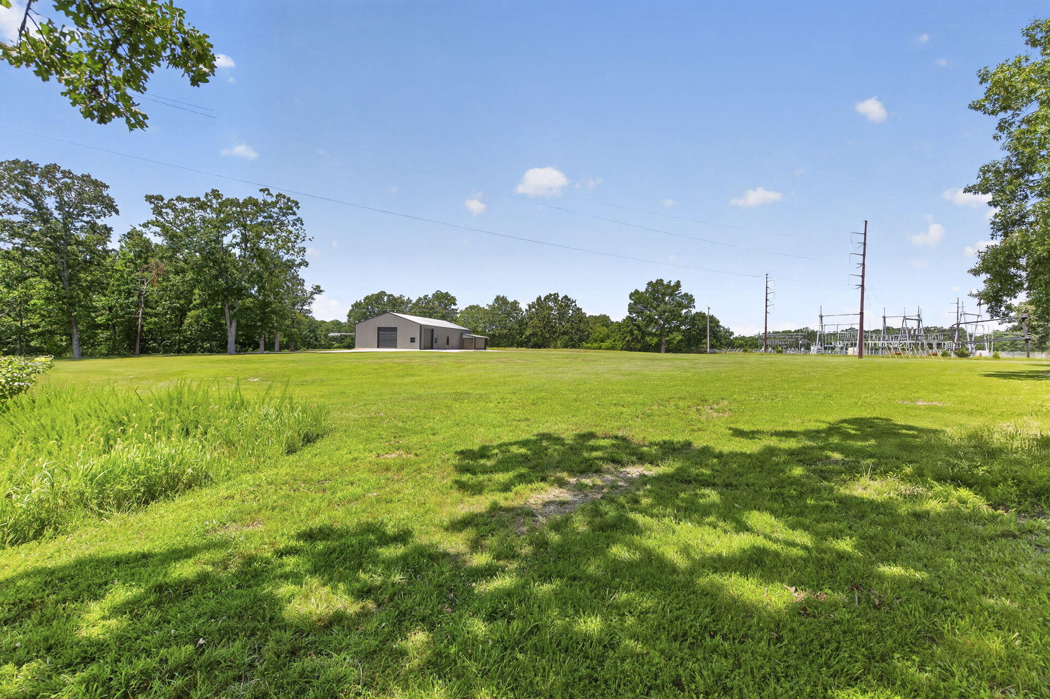 main property photo 15