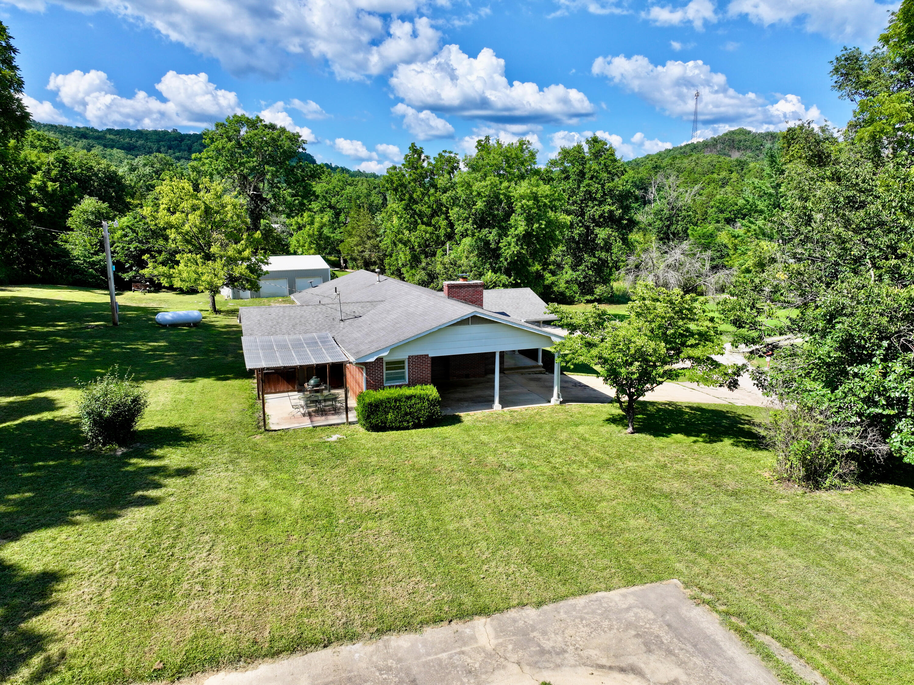 main property photo 38