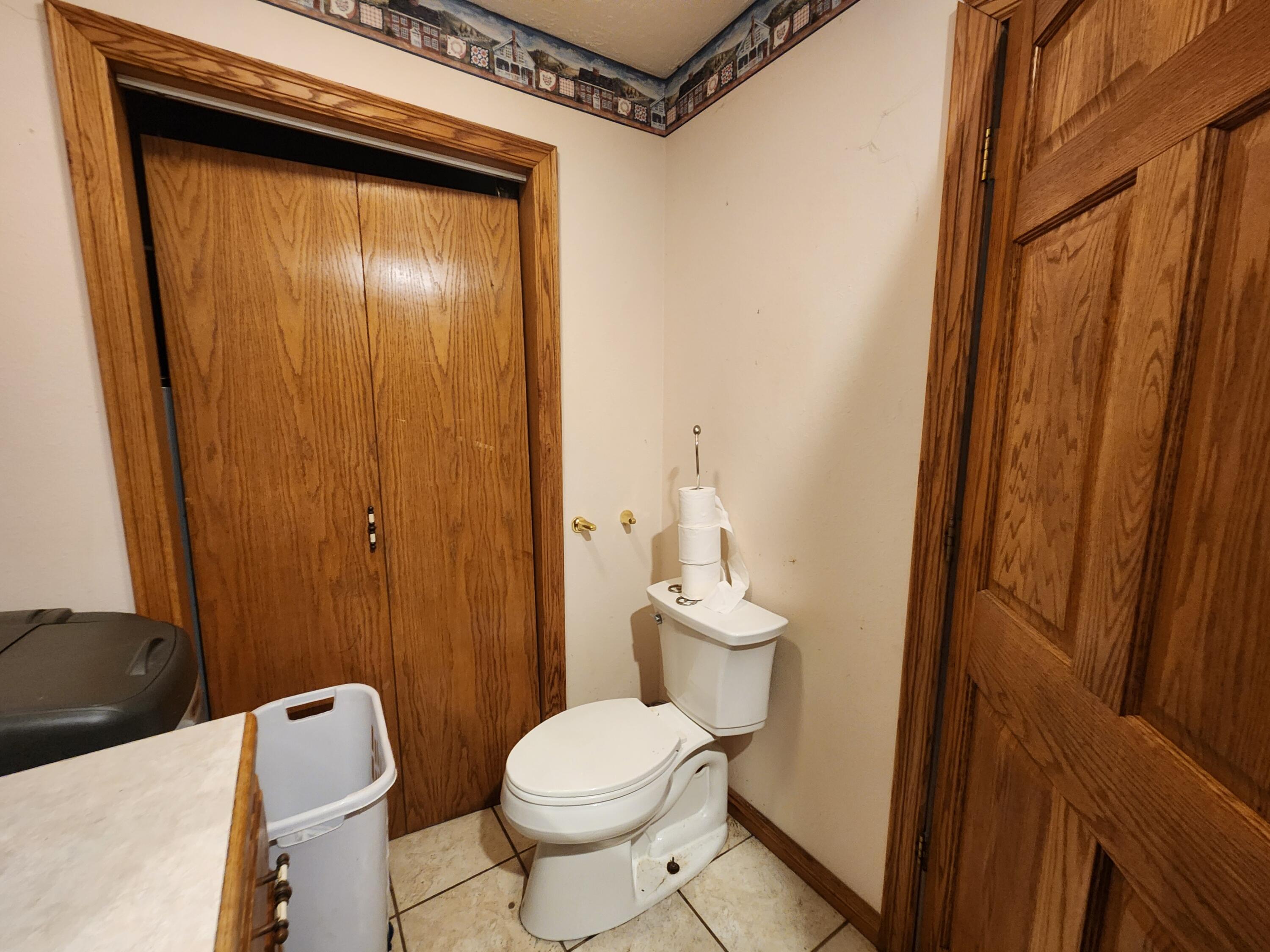 main property photo 16