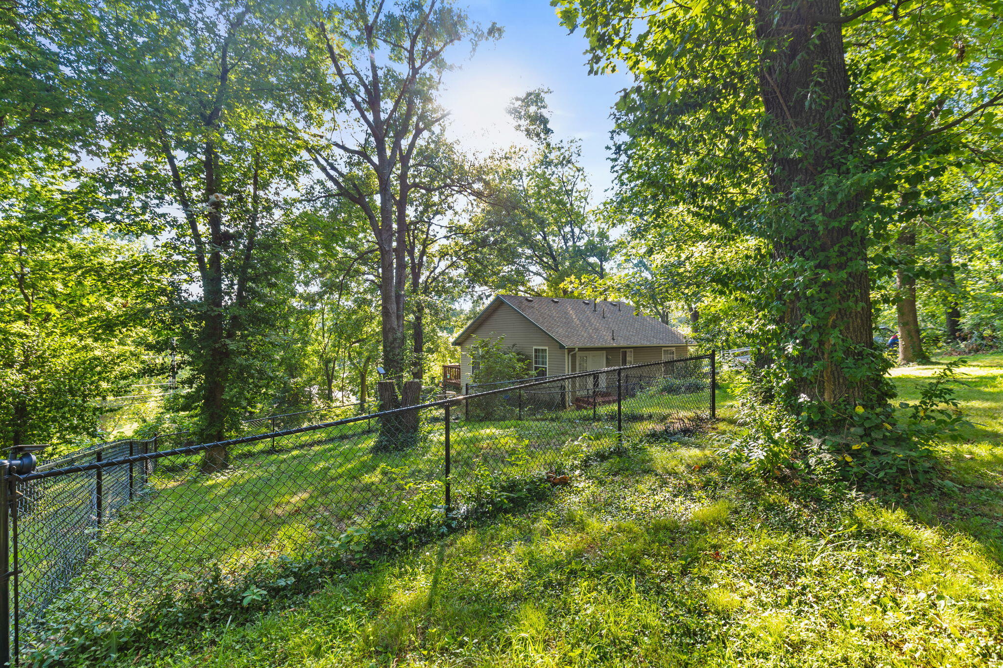 main property photo 26