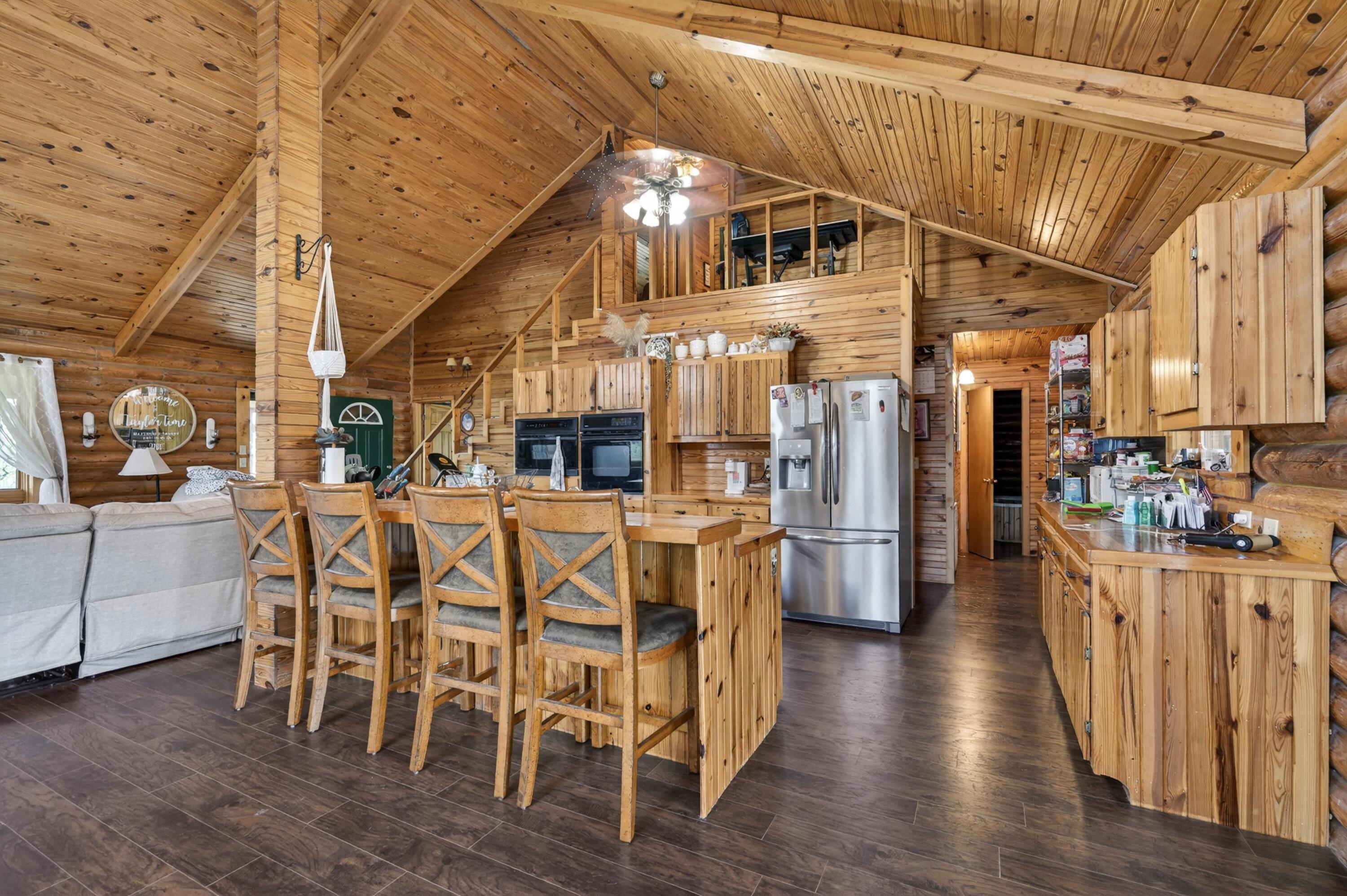 main property photo 12