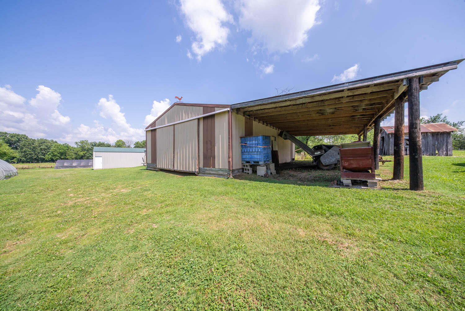 main property photo 42