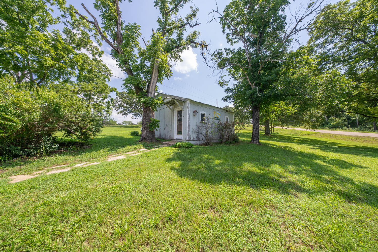 main property photo 51