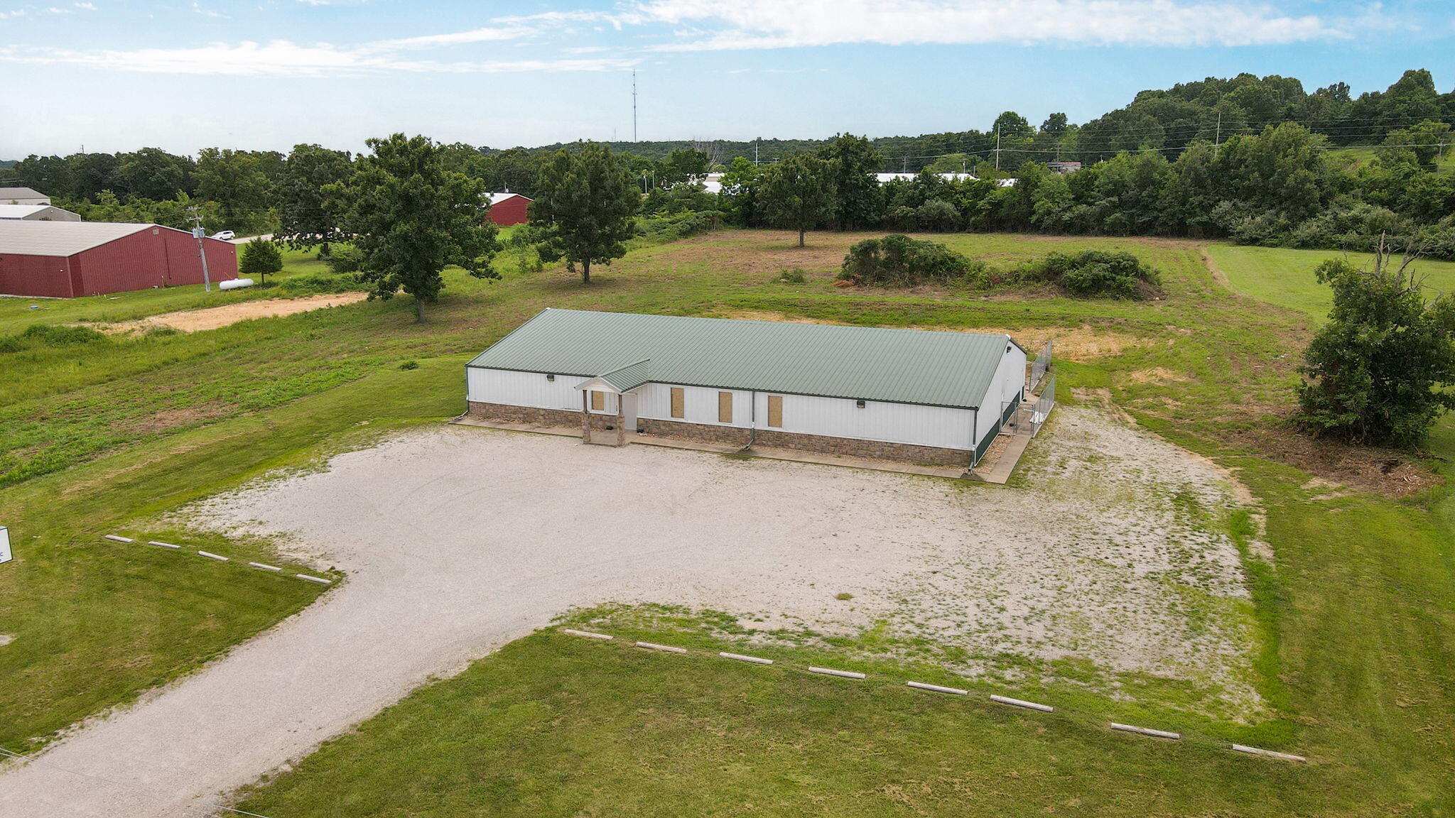 main property photo 4