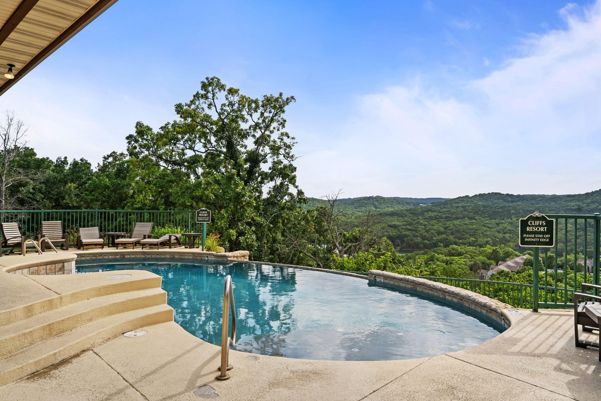 main property photo 59