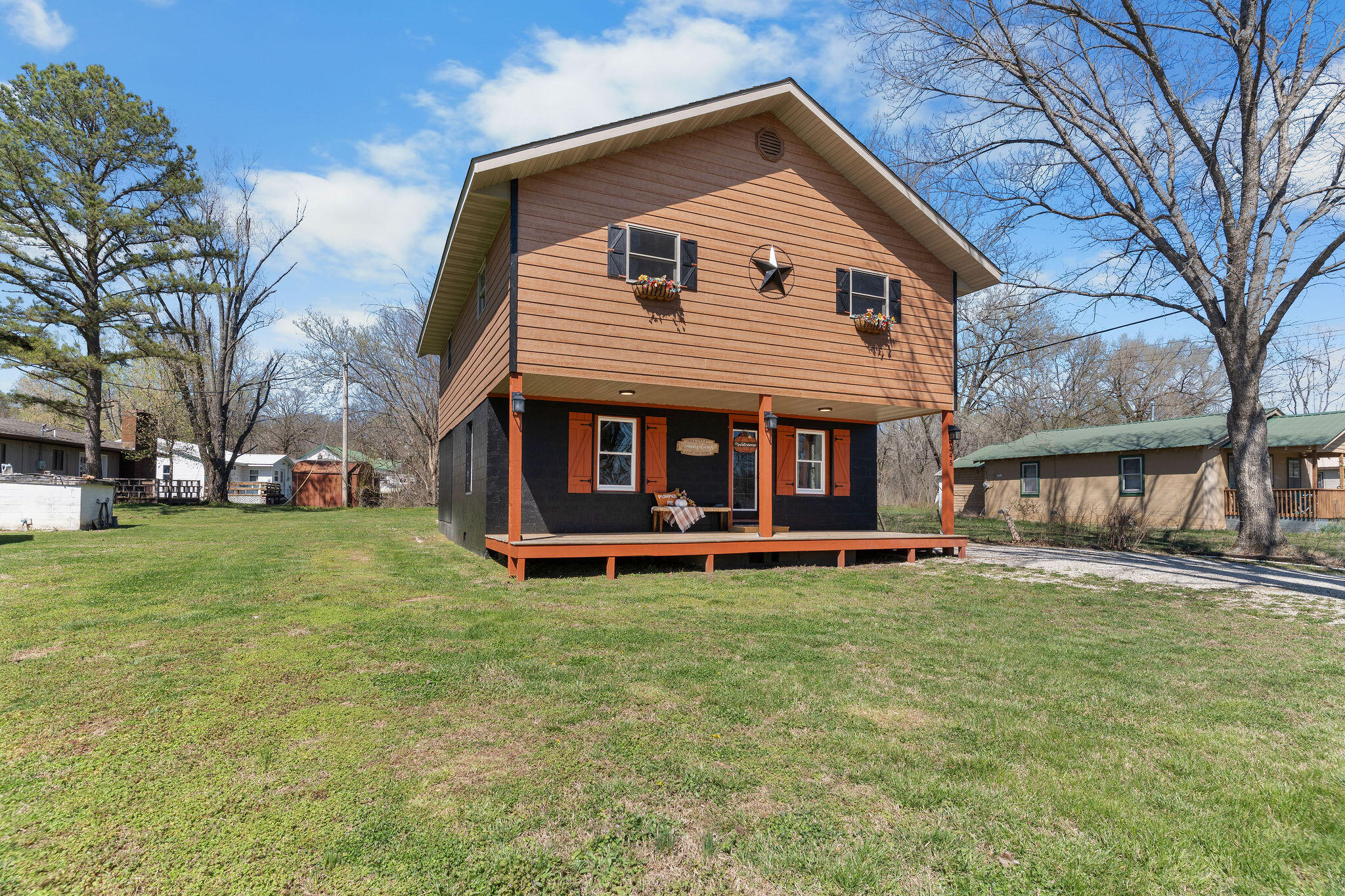main property photo 29