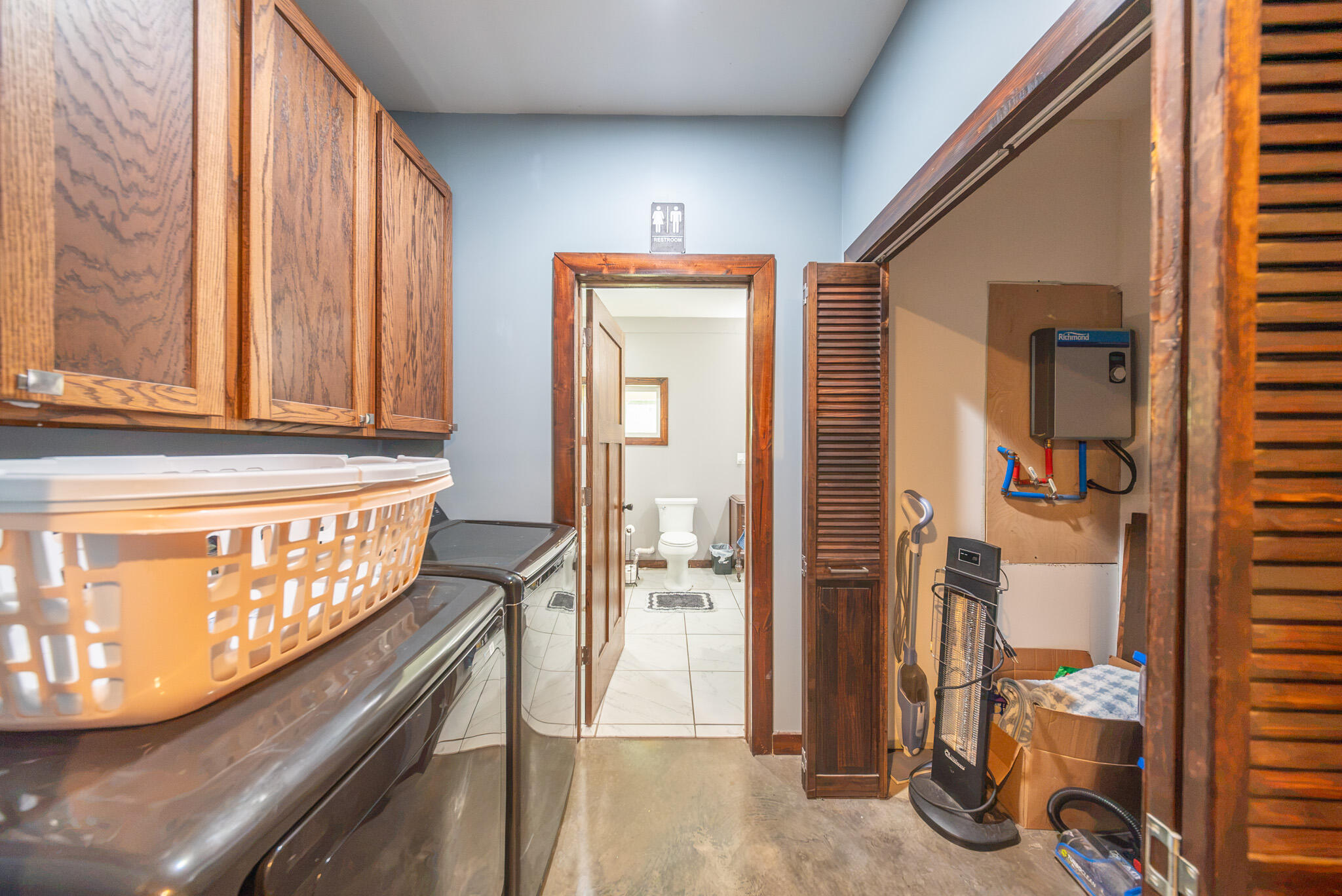 main property photo 16
