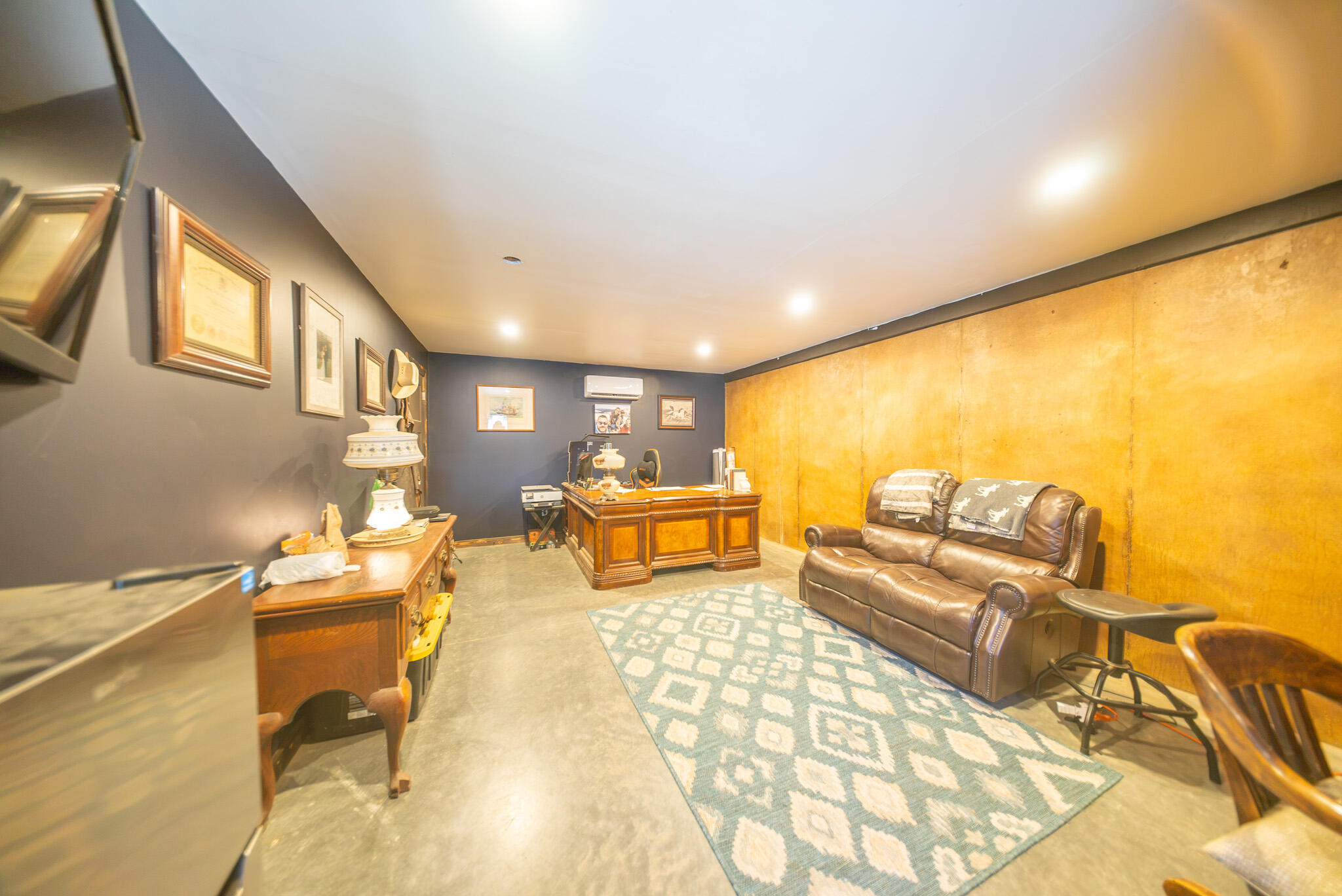 main property photo 51