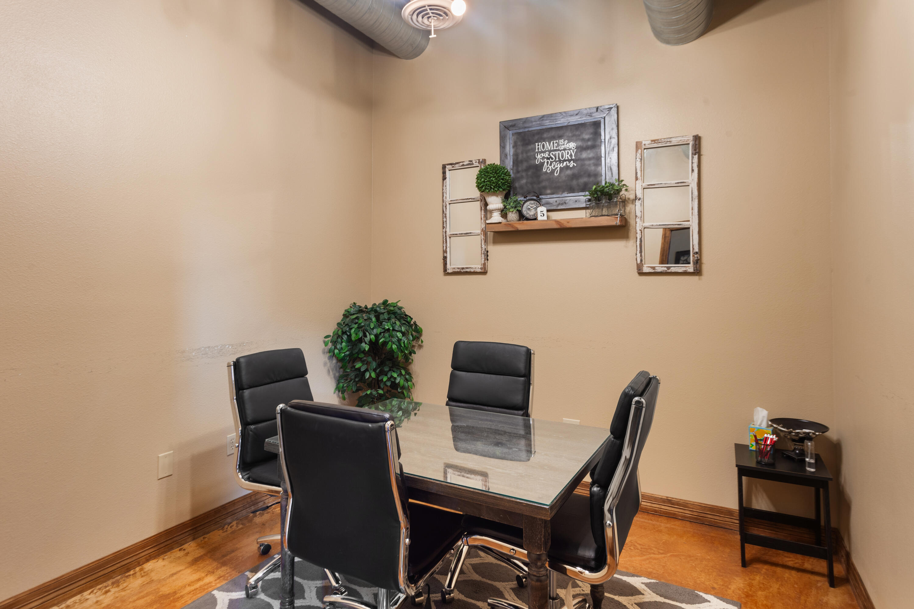 main property photo 10