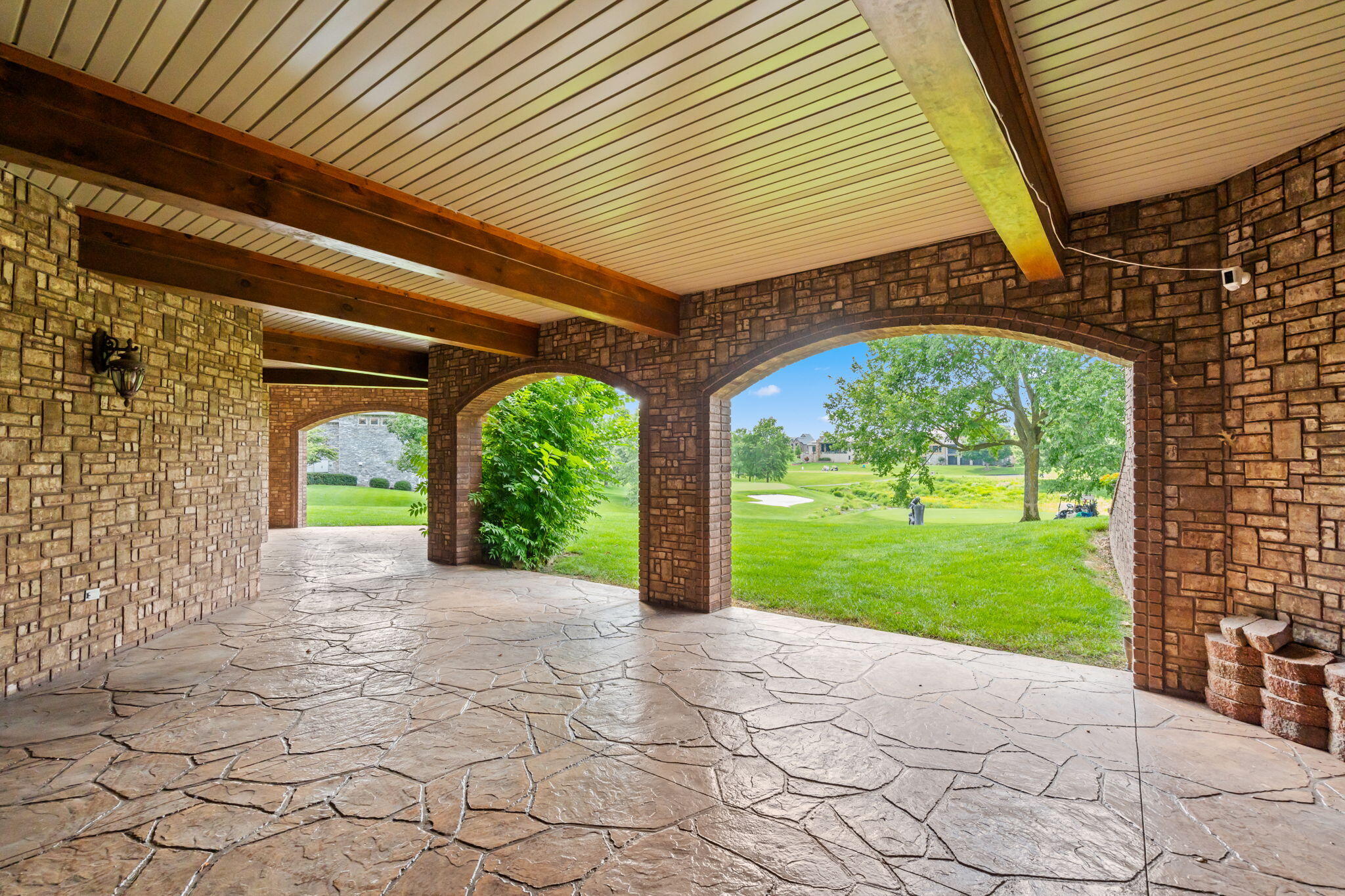 main property photo 76