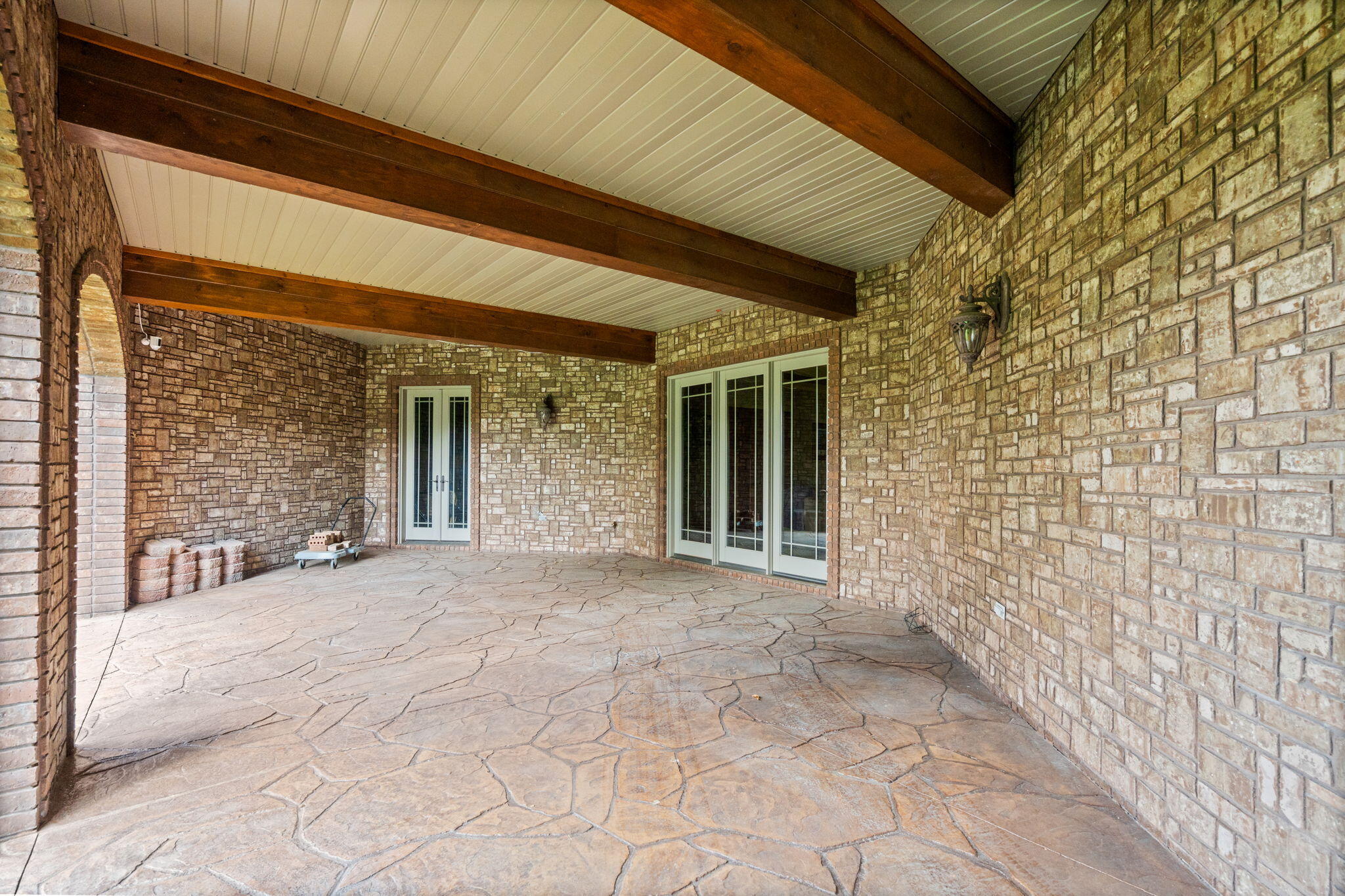 main property photo 77