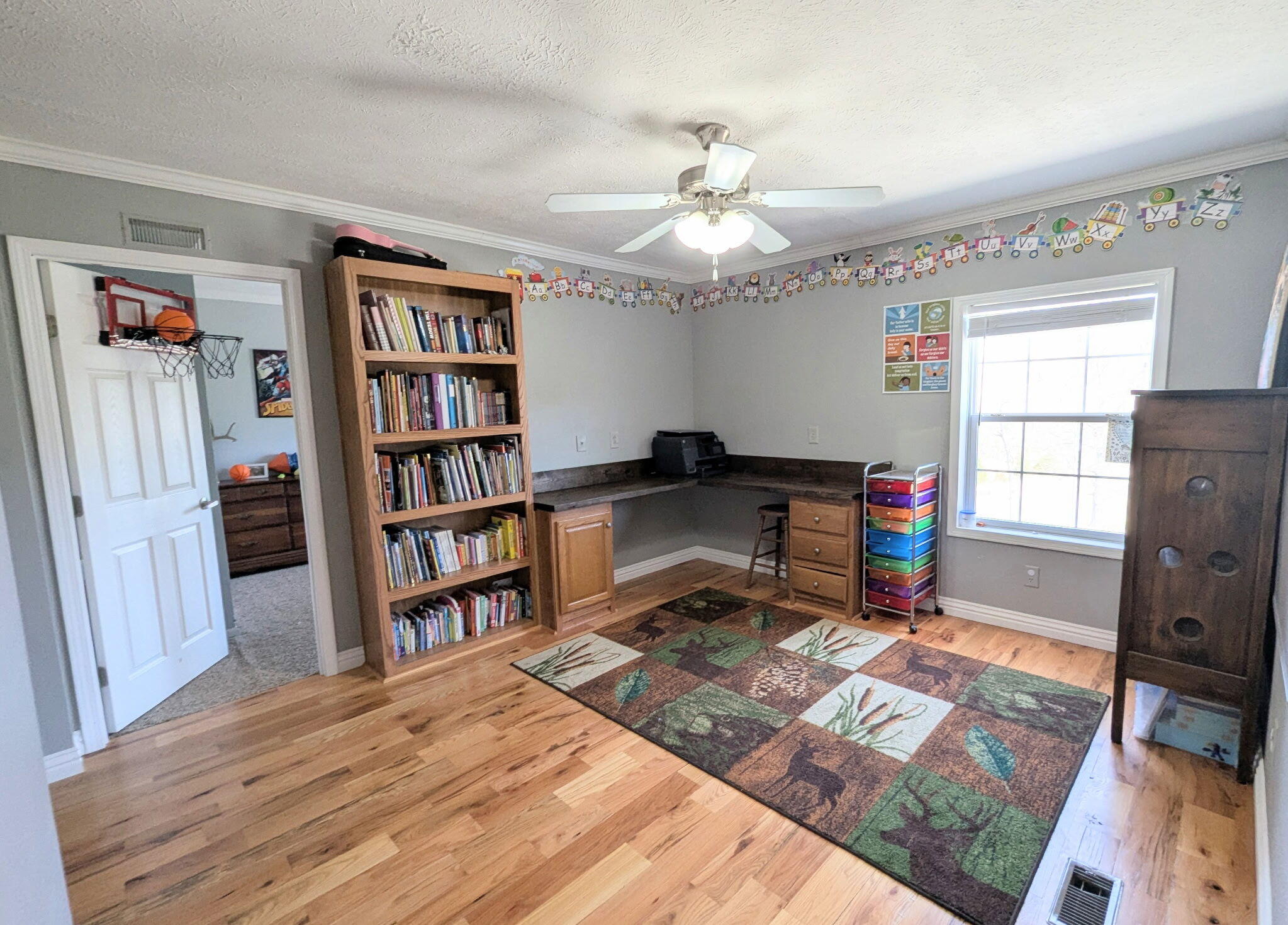 main property photo 18