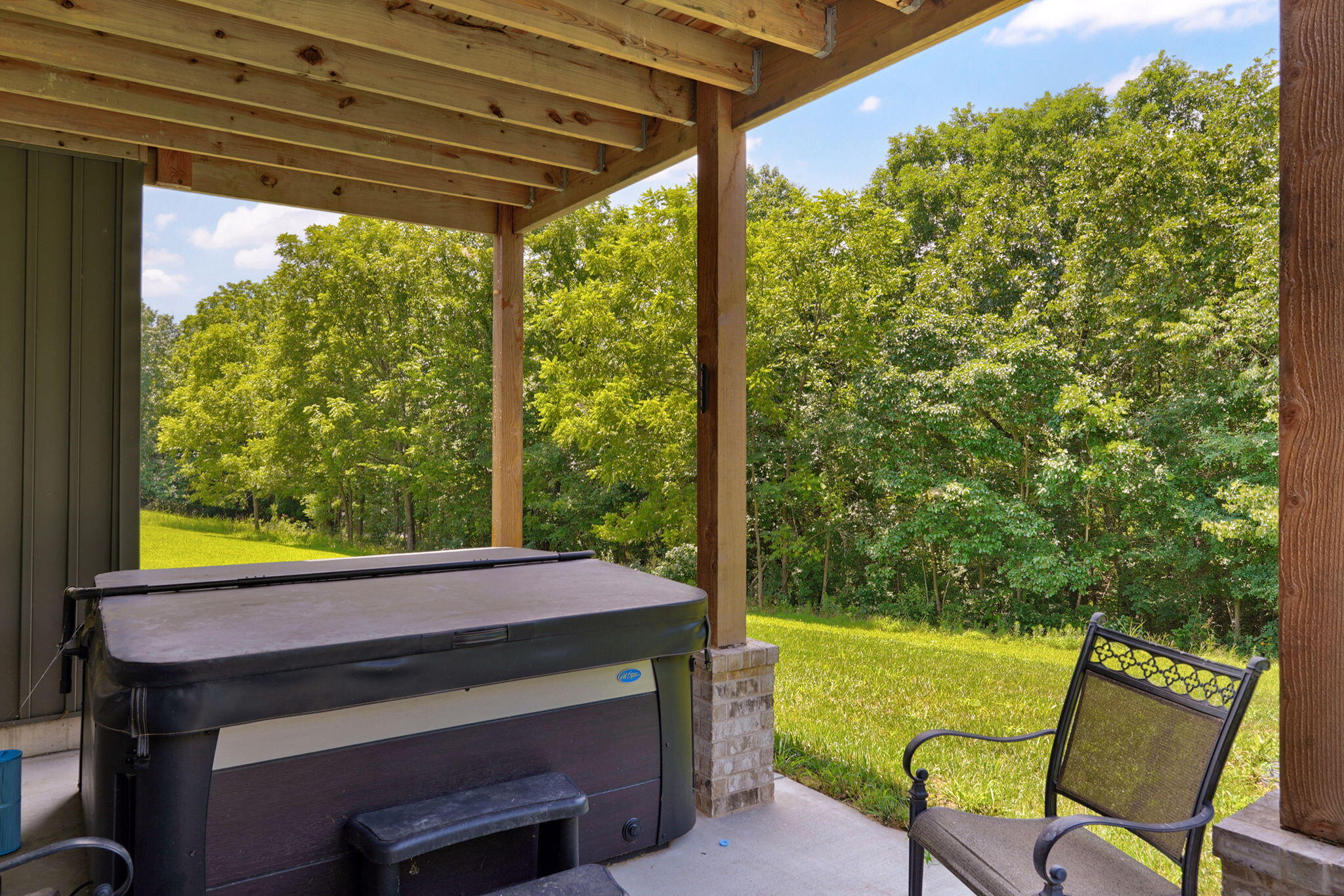 main property photo 43