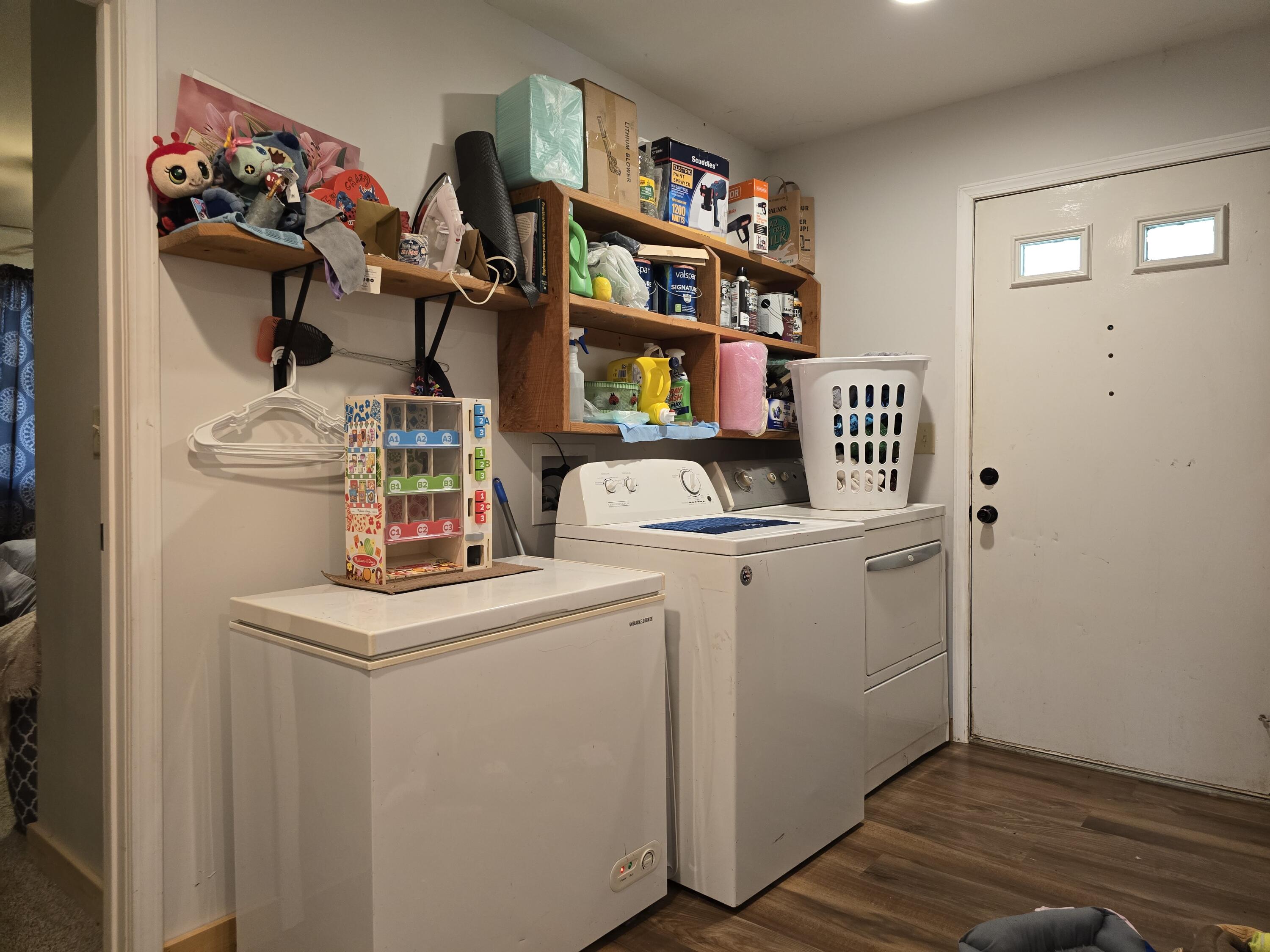 main property photo 24