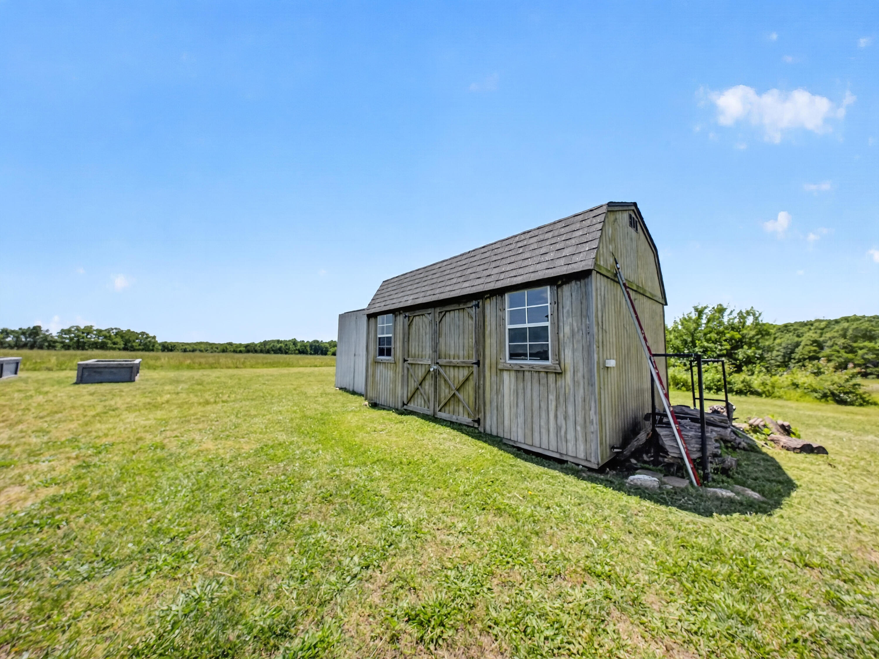main property photo 44