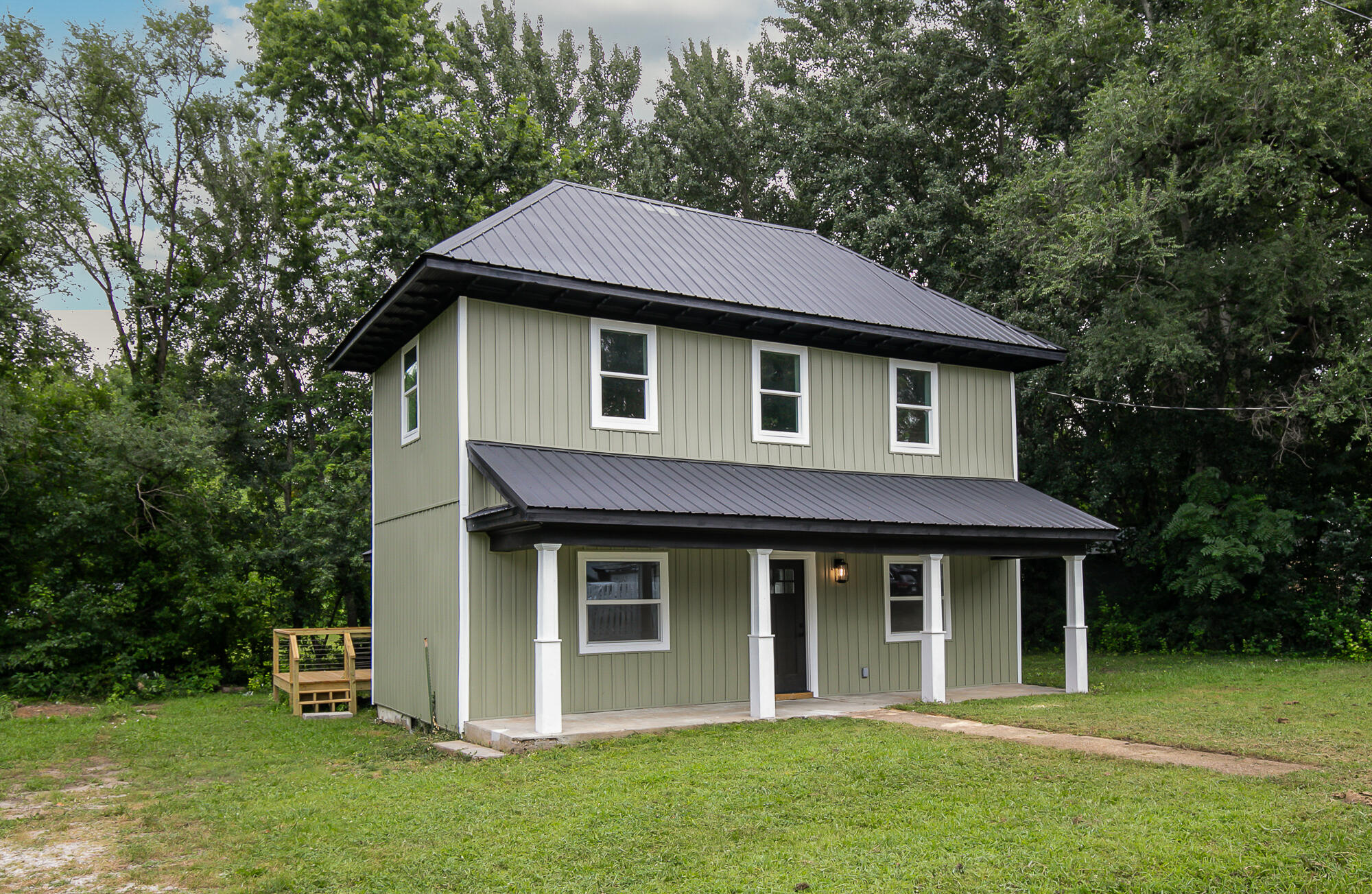 main property photo 2