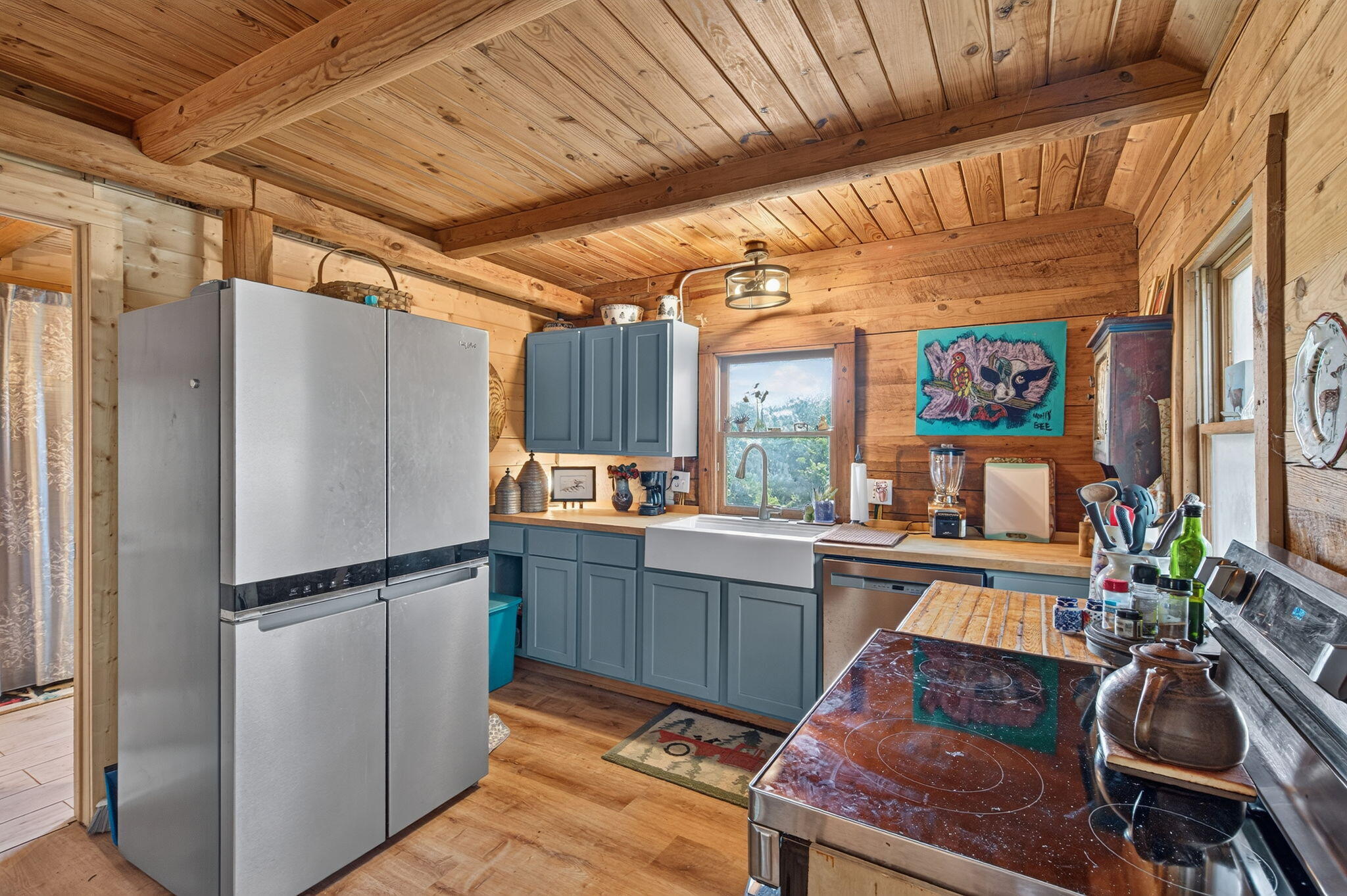 main property photo 7