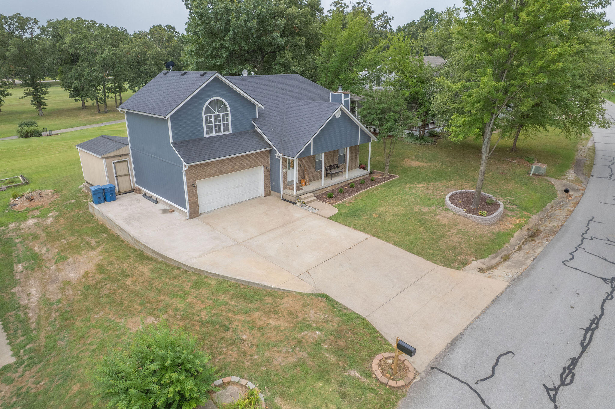 main property photo 44