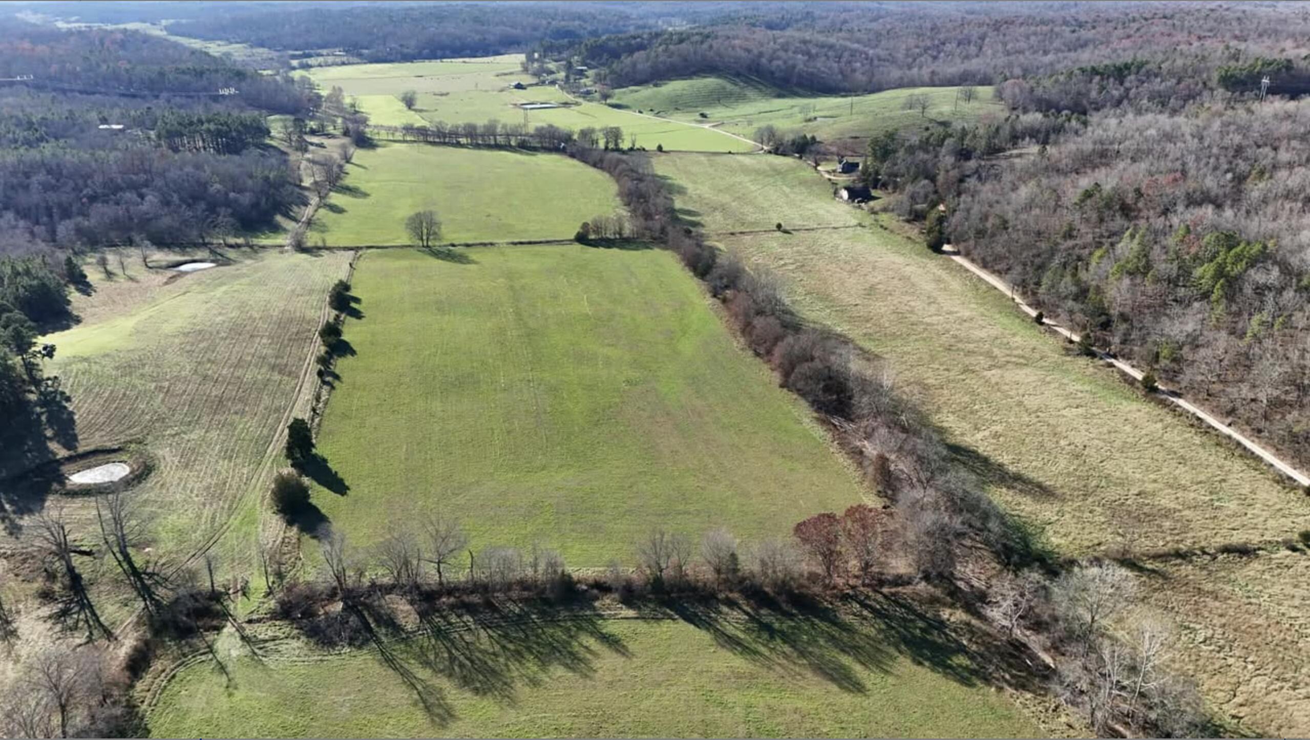 main property photo 28