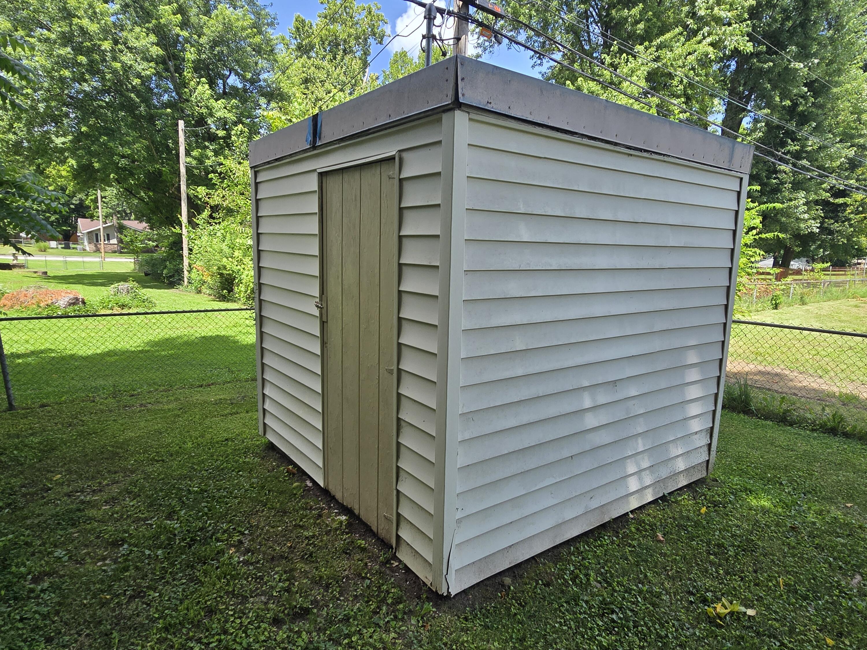 main property photo 68