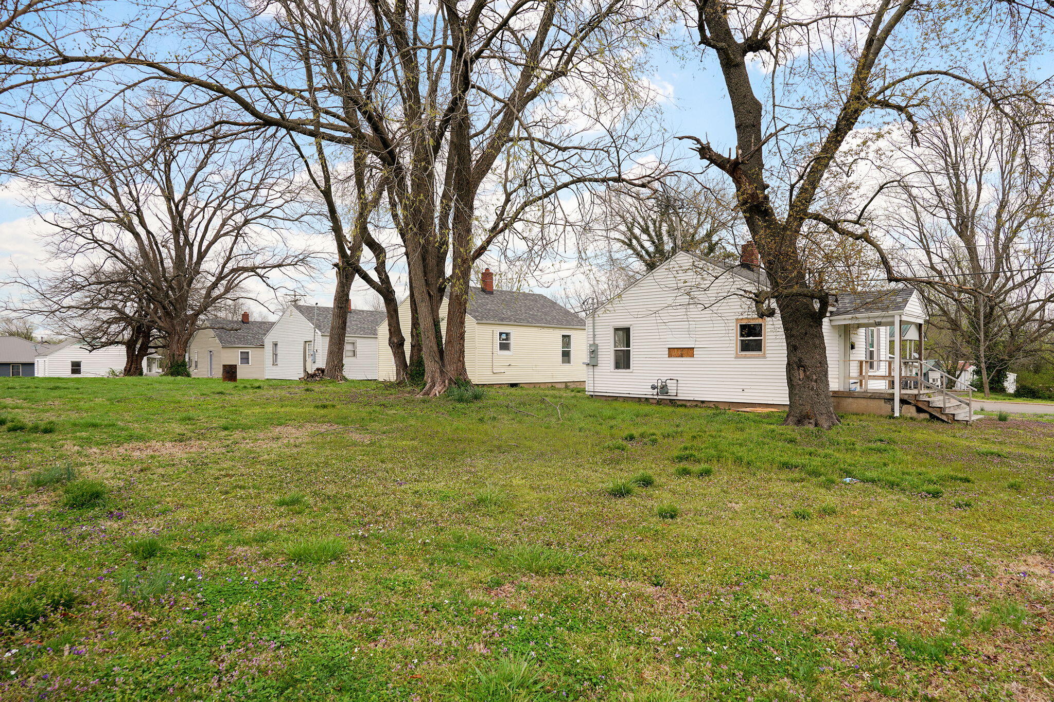 main property photo 19