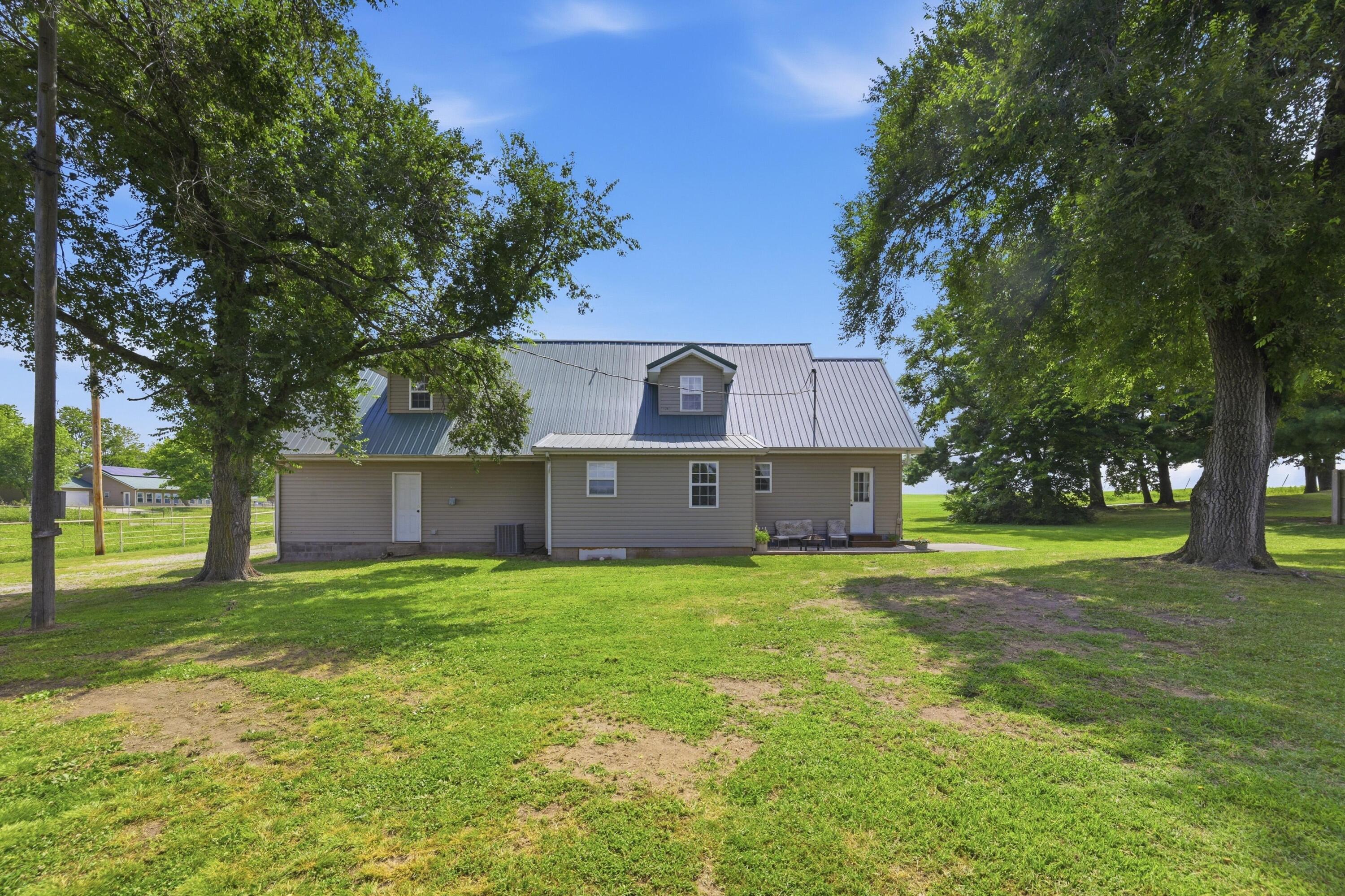 main property photo 40