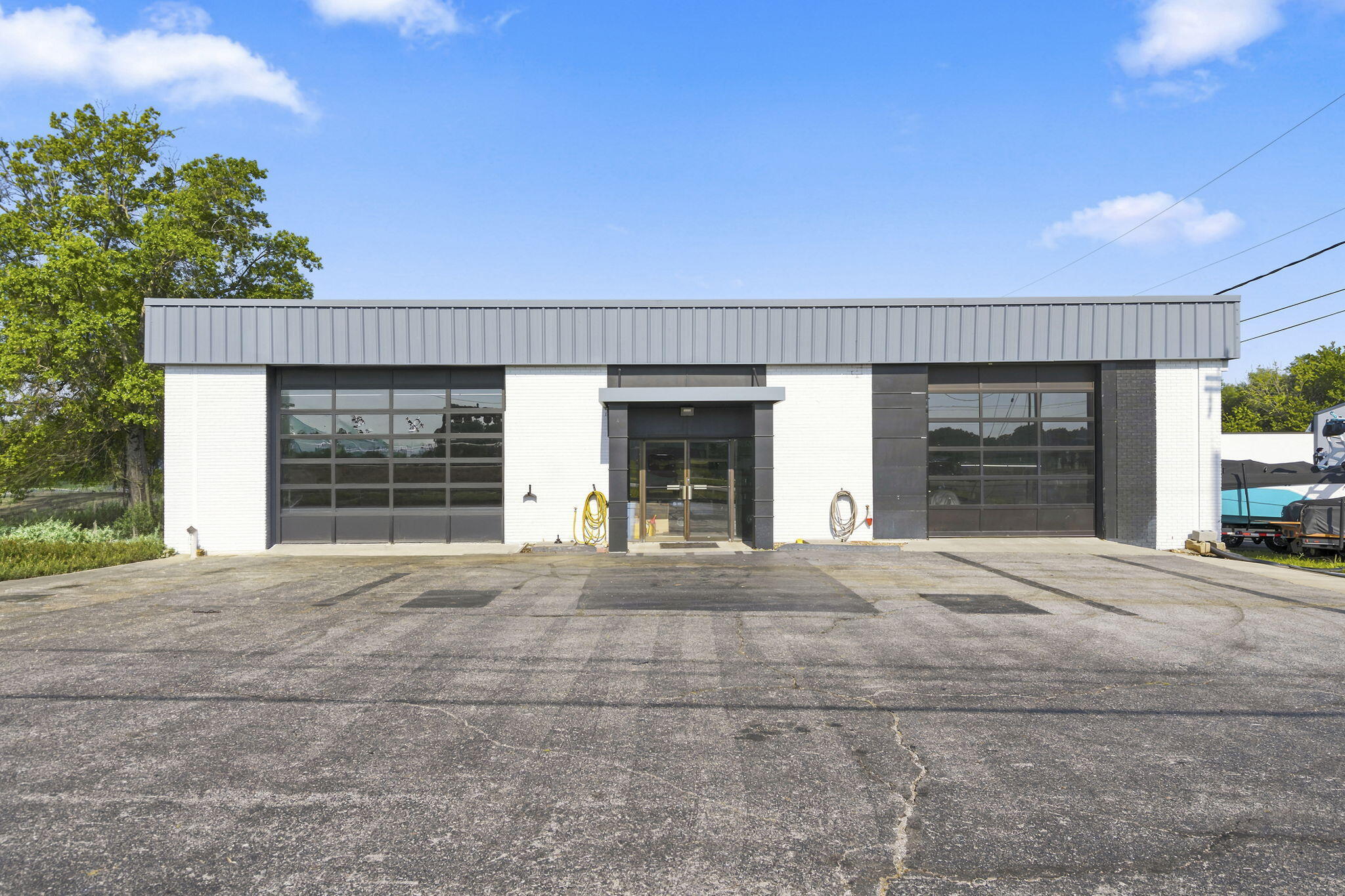main property photo 46
