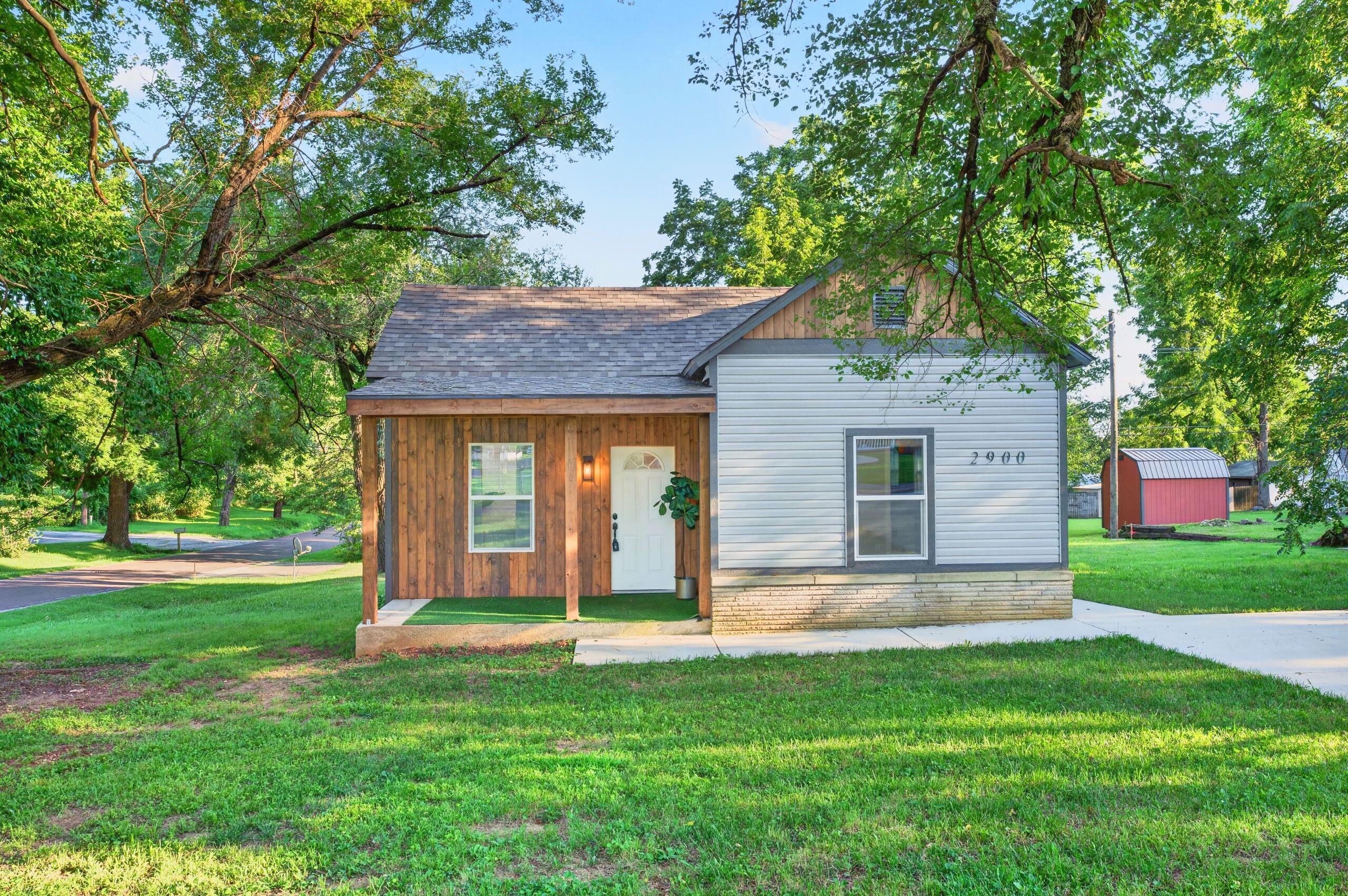 main property photo 2
