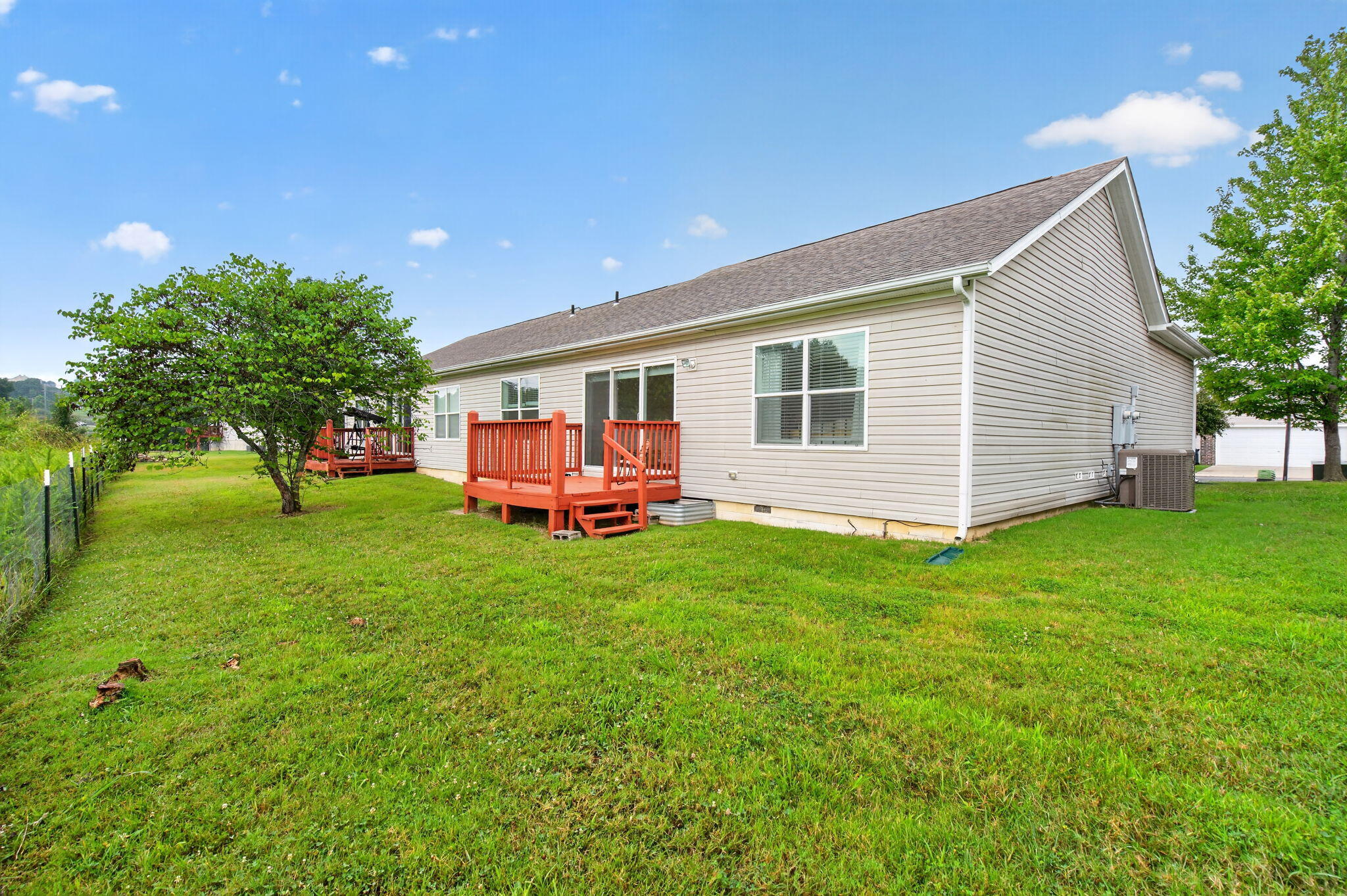 property viewer photo 27