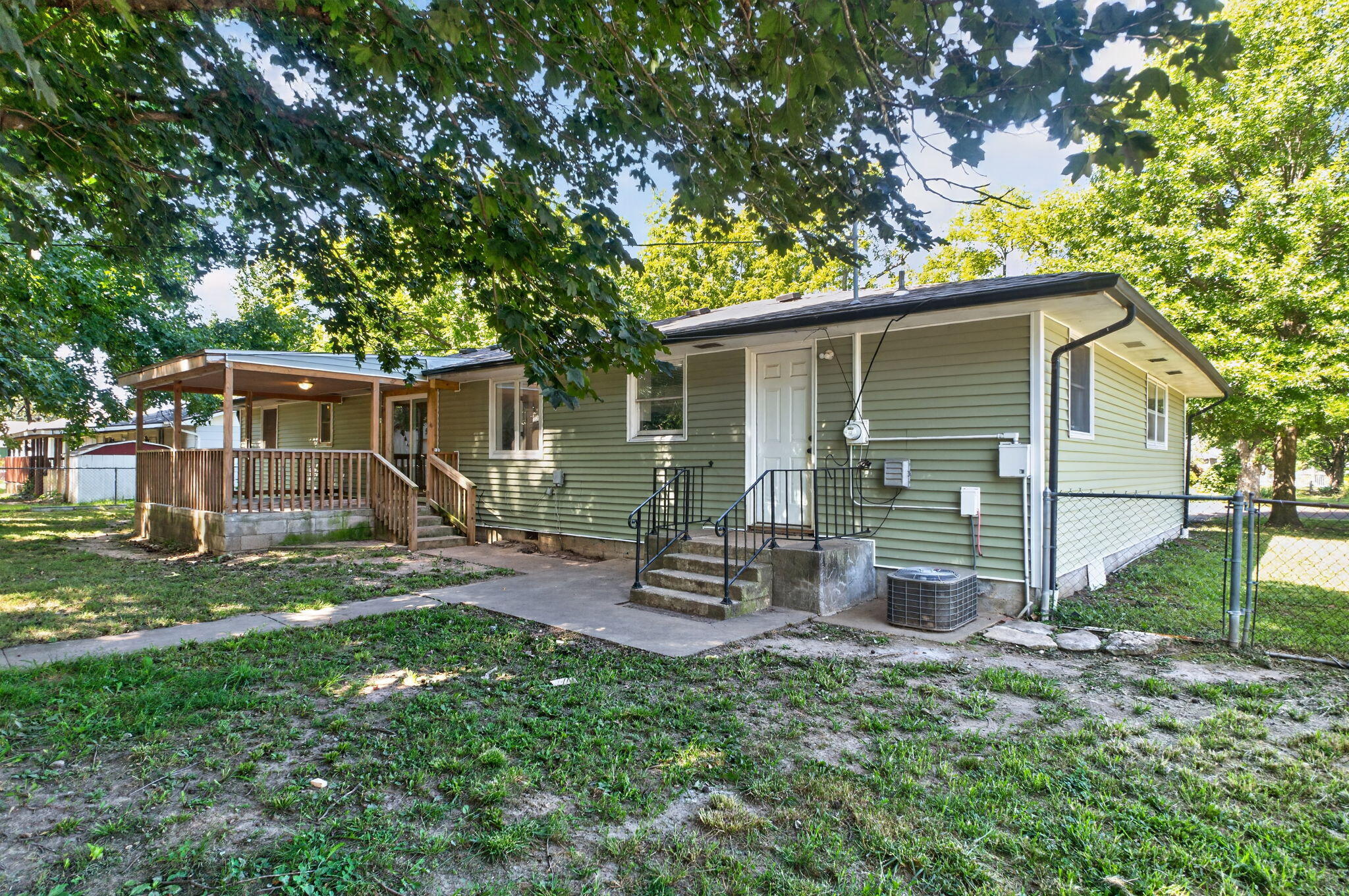 main property photo 31