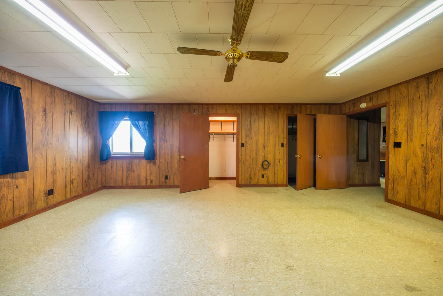main property photo 77