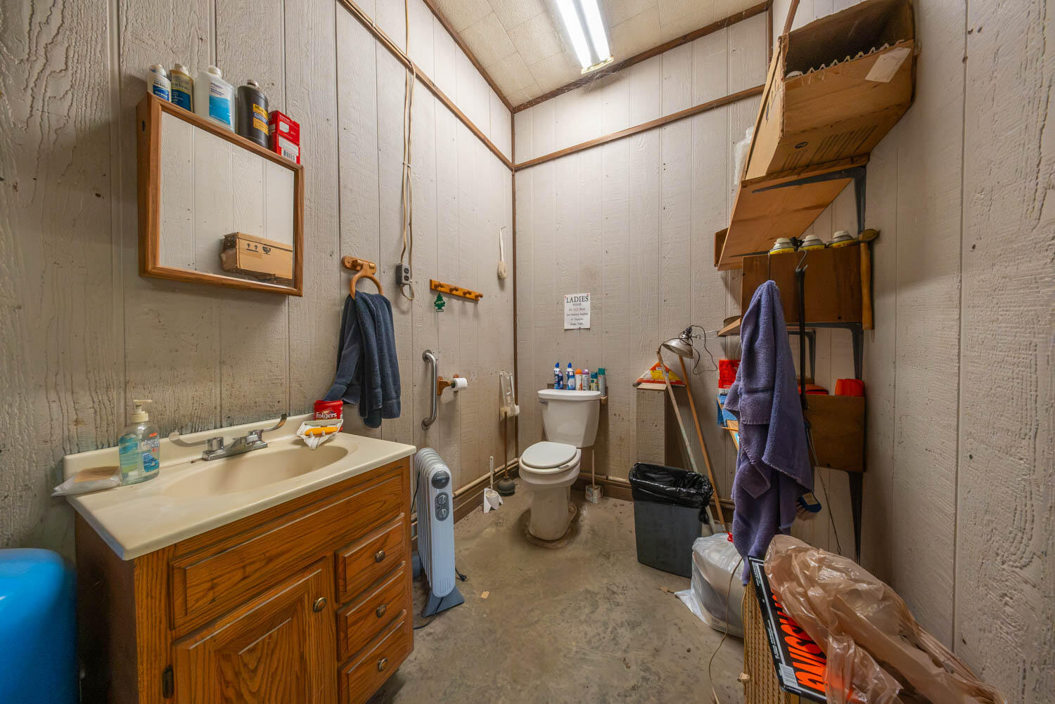 main property photo 118