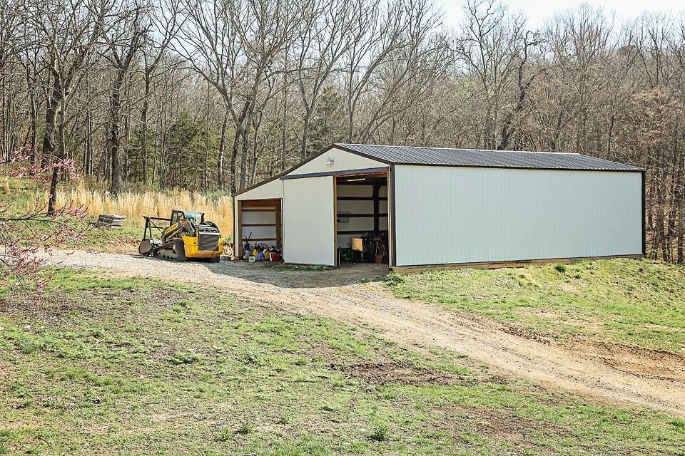 main property photo 23