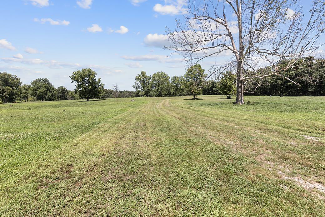 main property photo 11