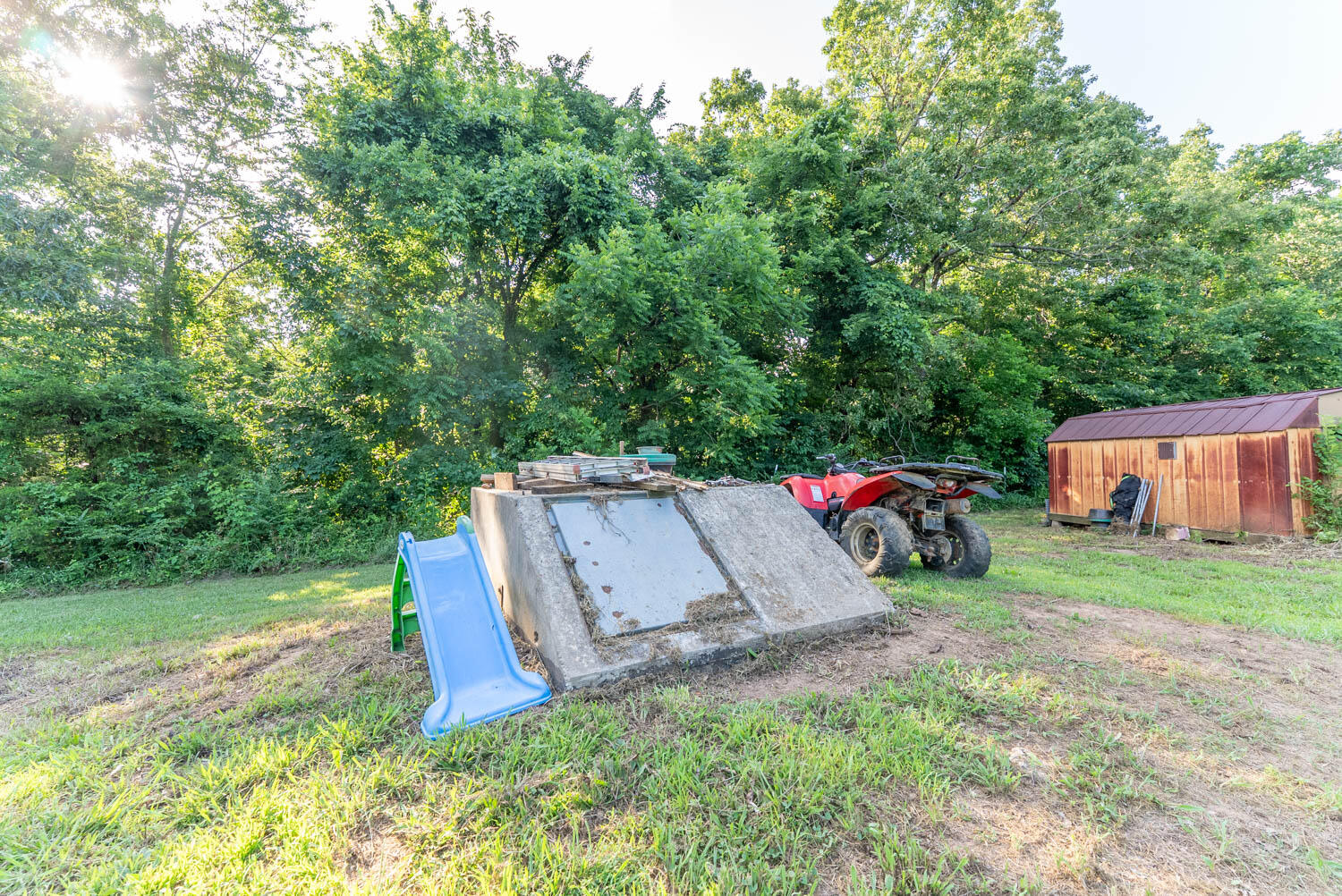 main property photo 34