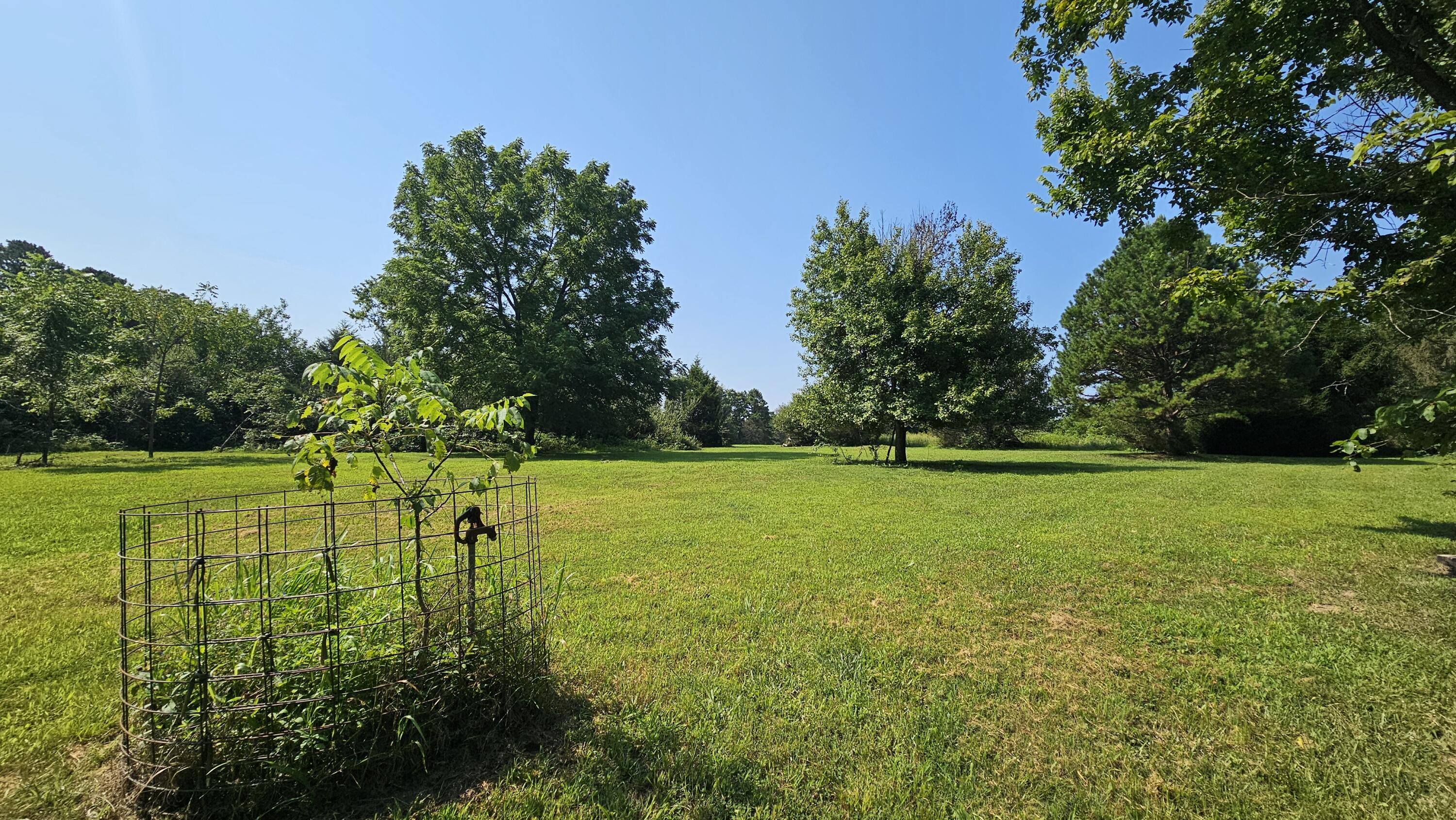 main property photo 41