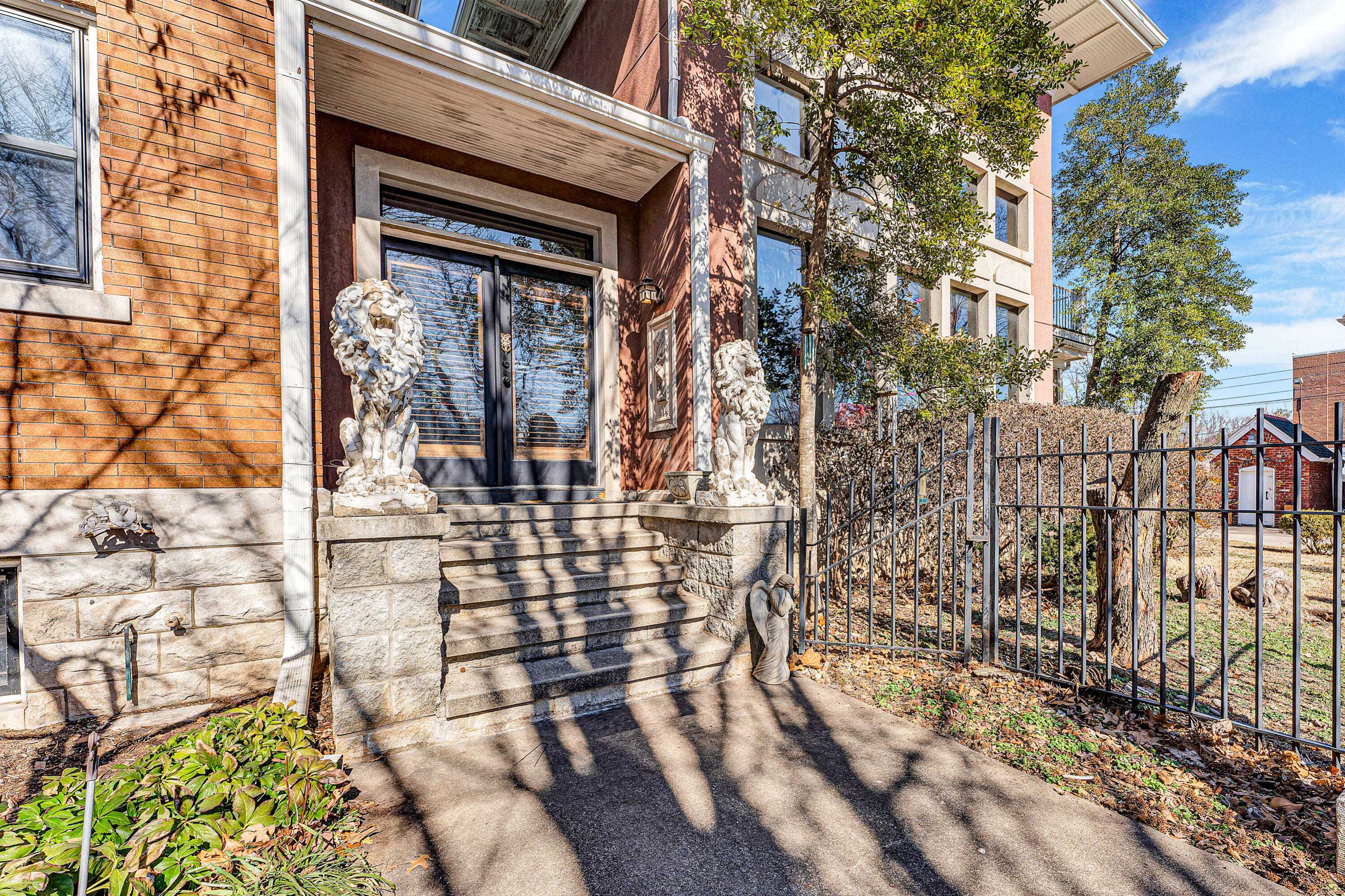 main property photo 67