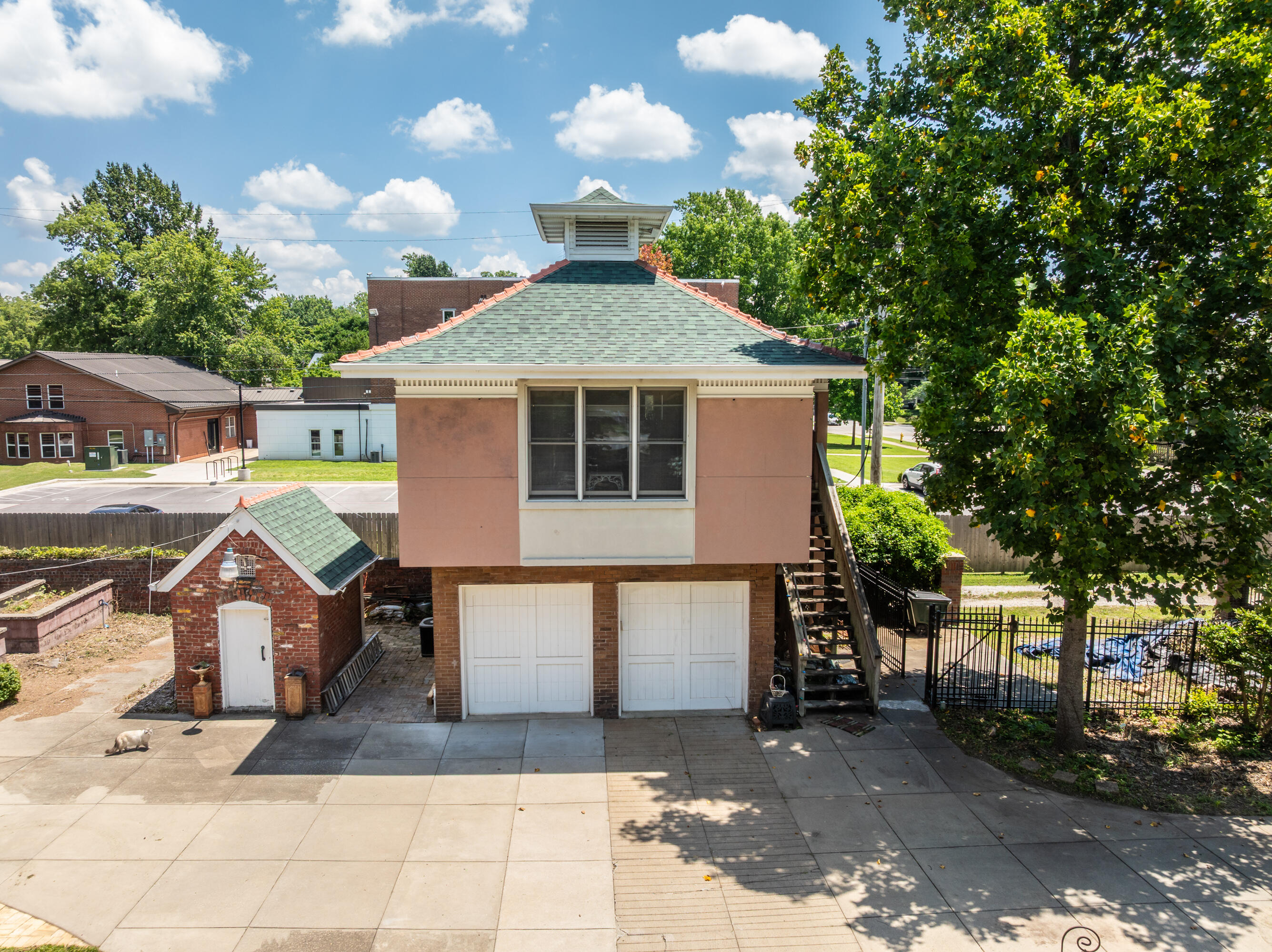 main property photo 85