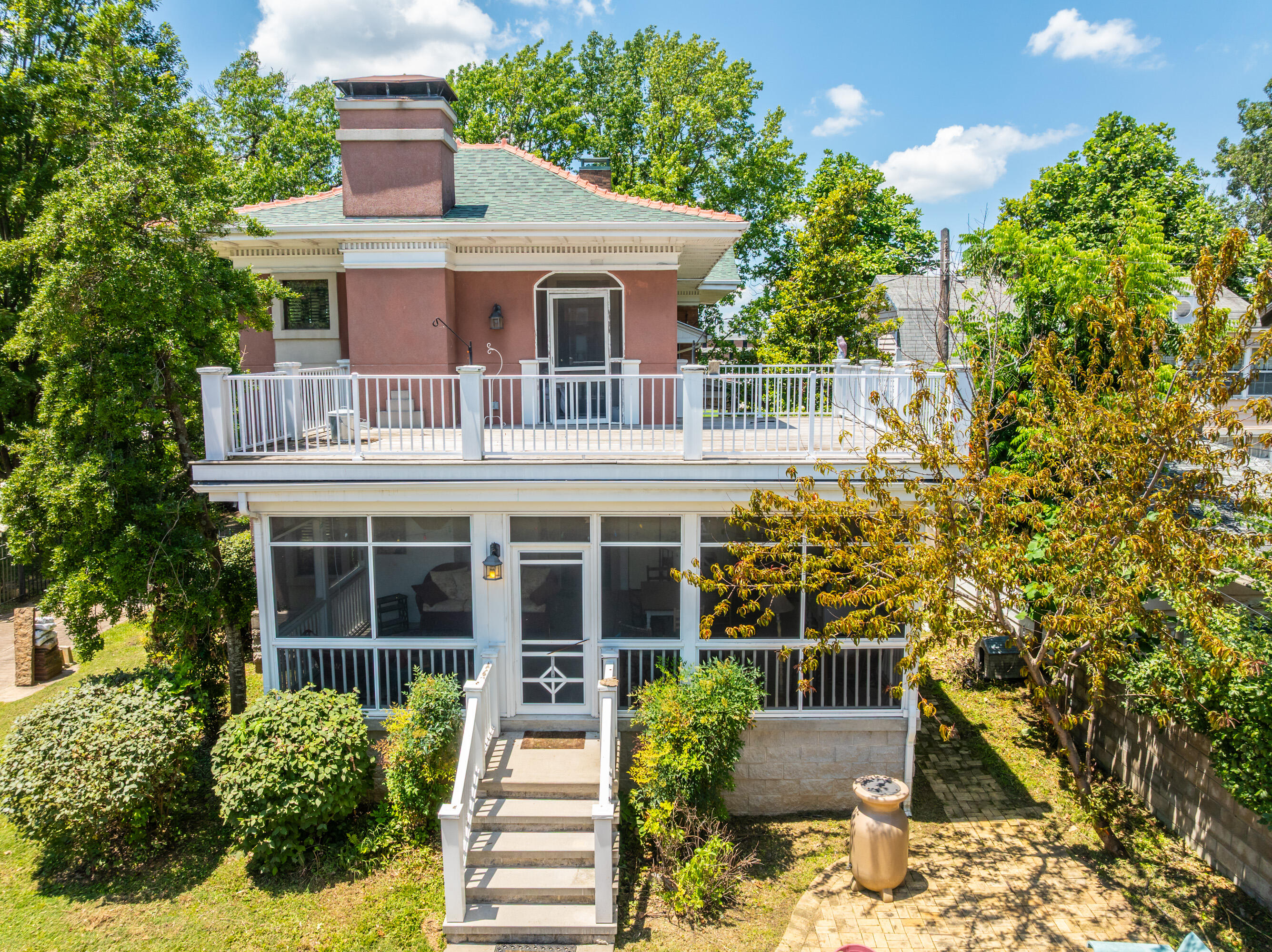 main property photo 89