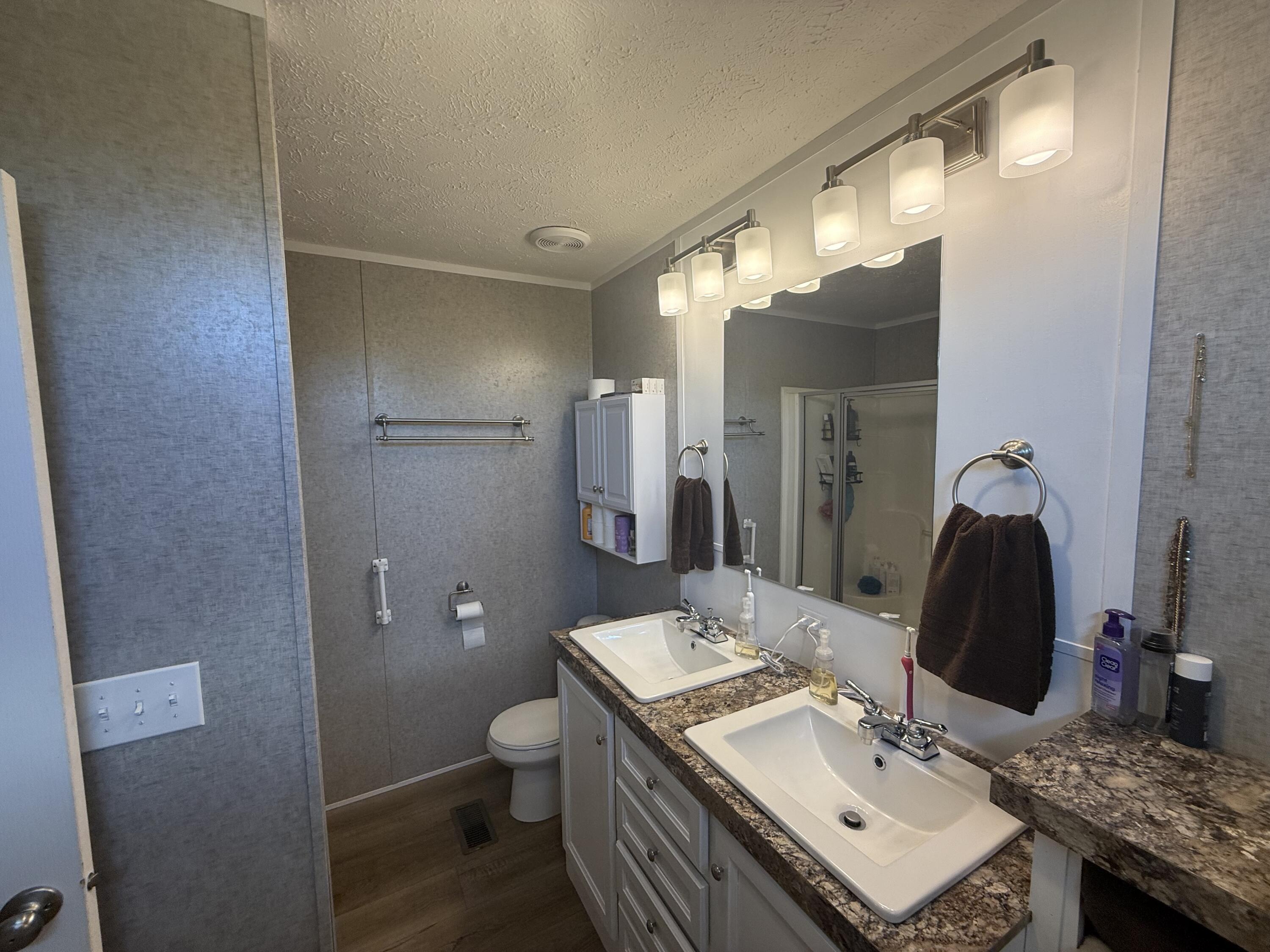 main property photo 96