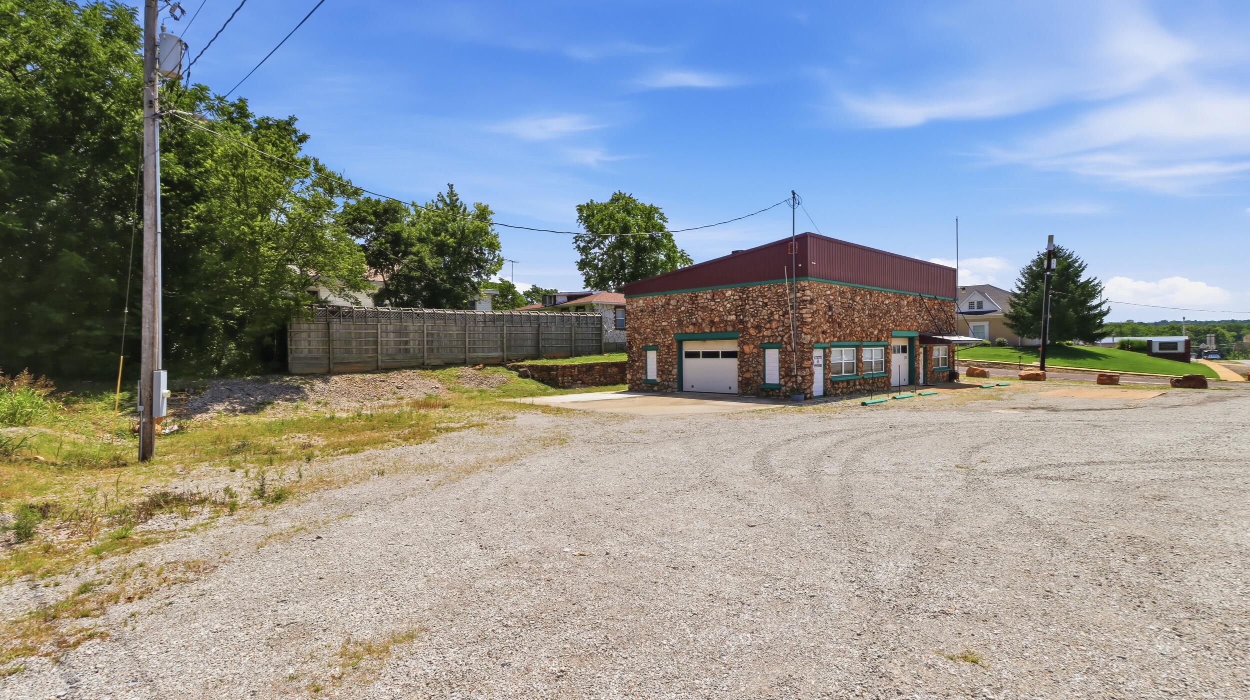 main property photo 5