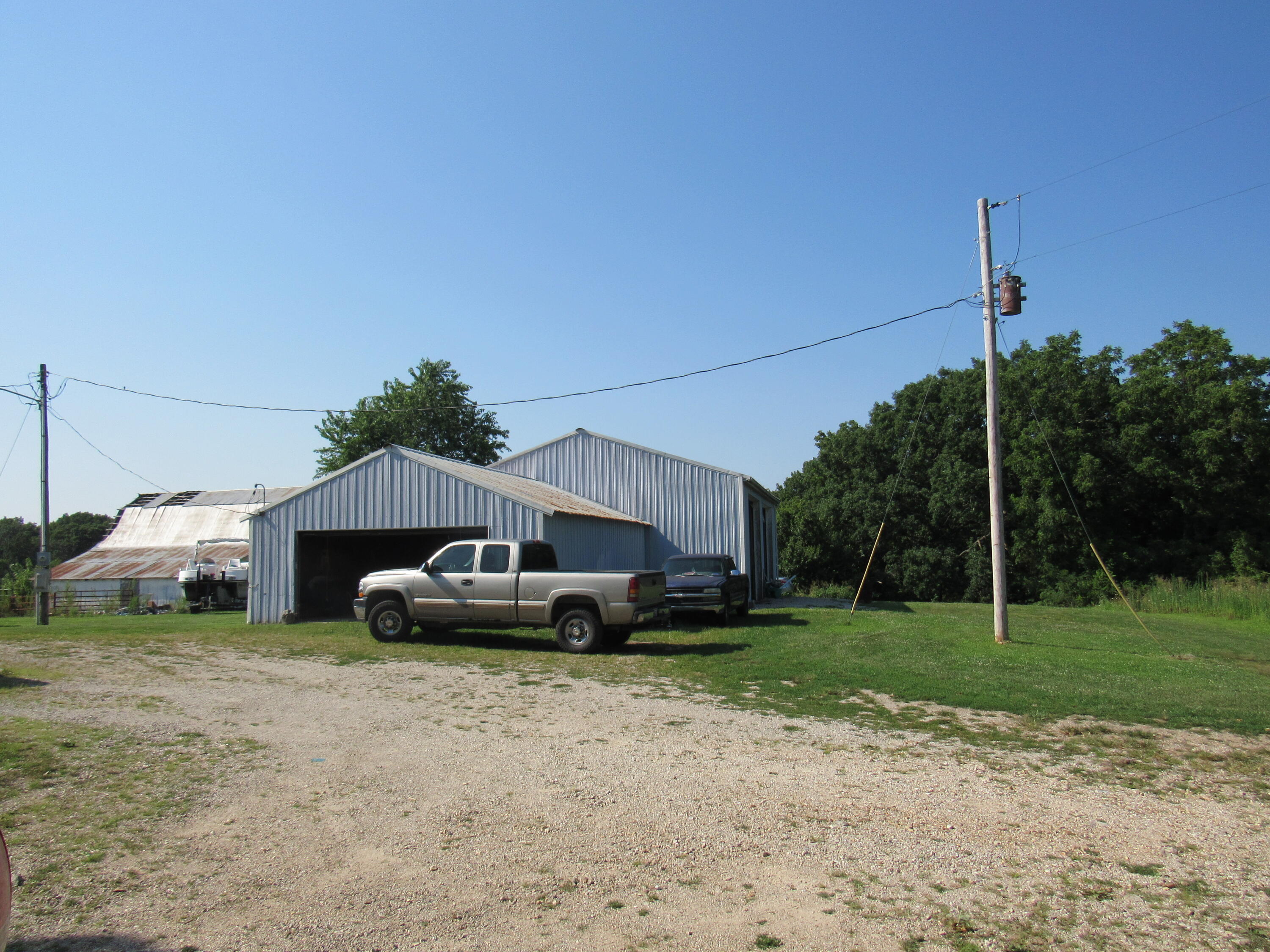 main property photo 10