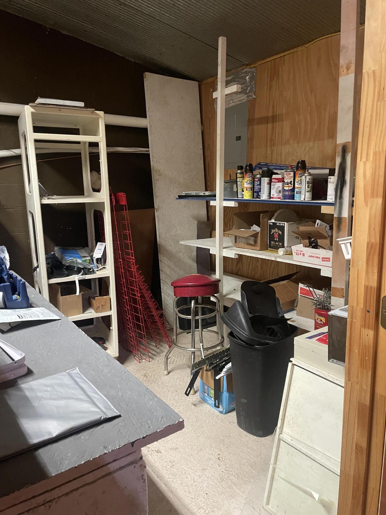 main property photo 18