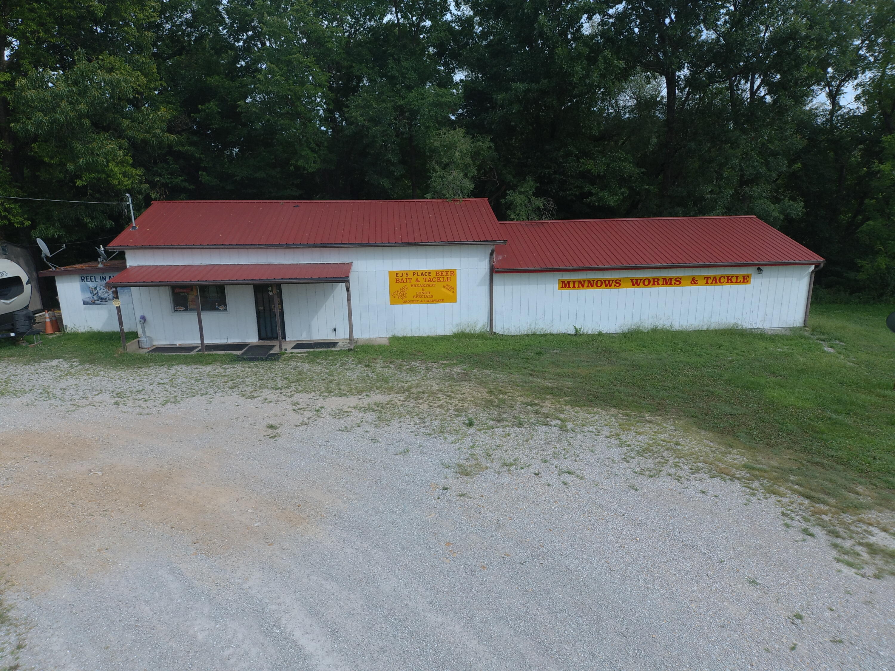 main property photo 37