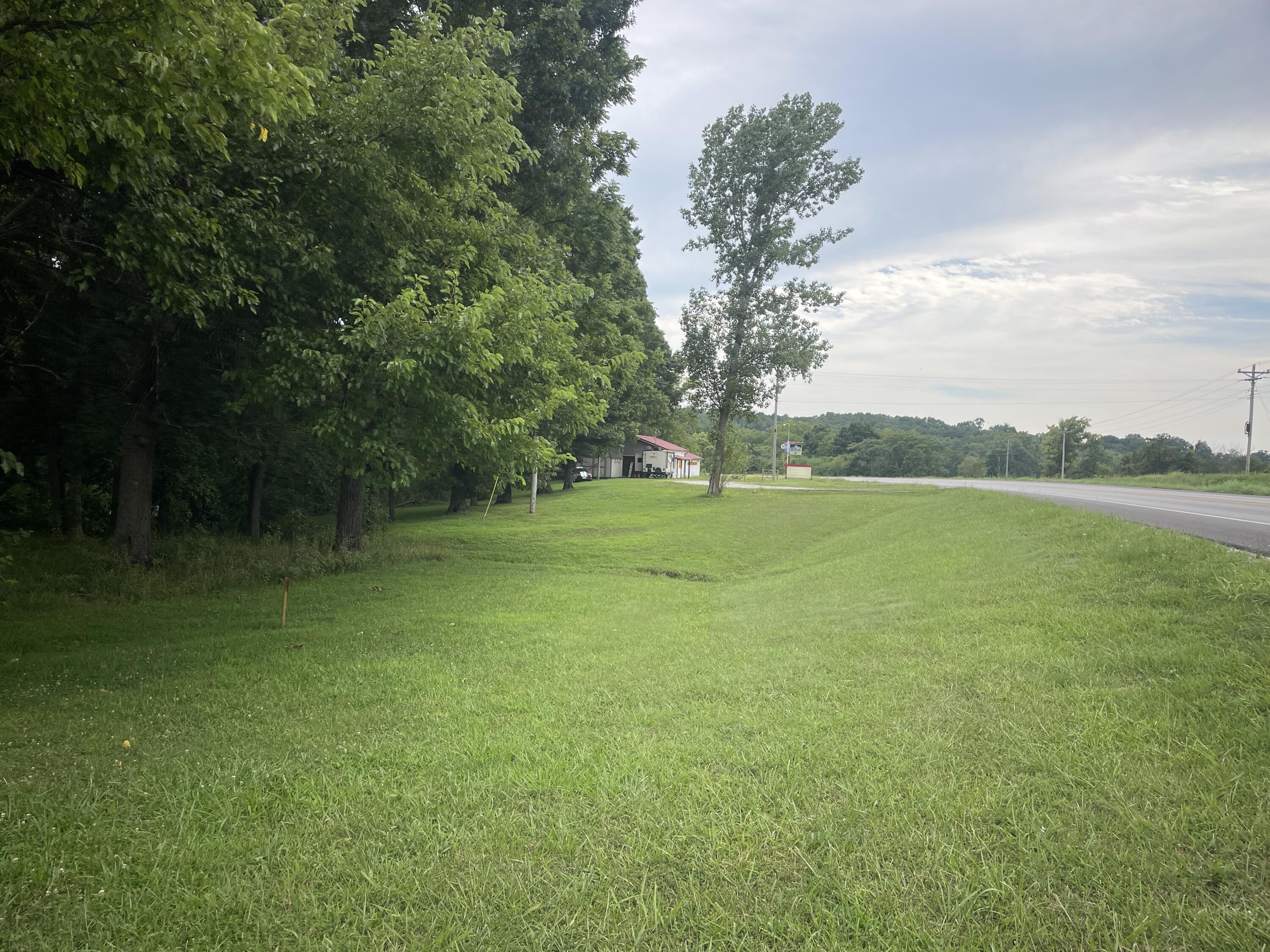 main property photo 45